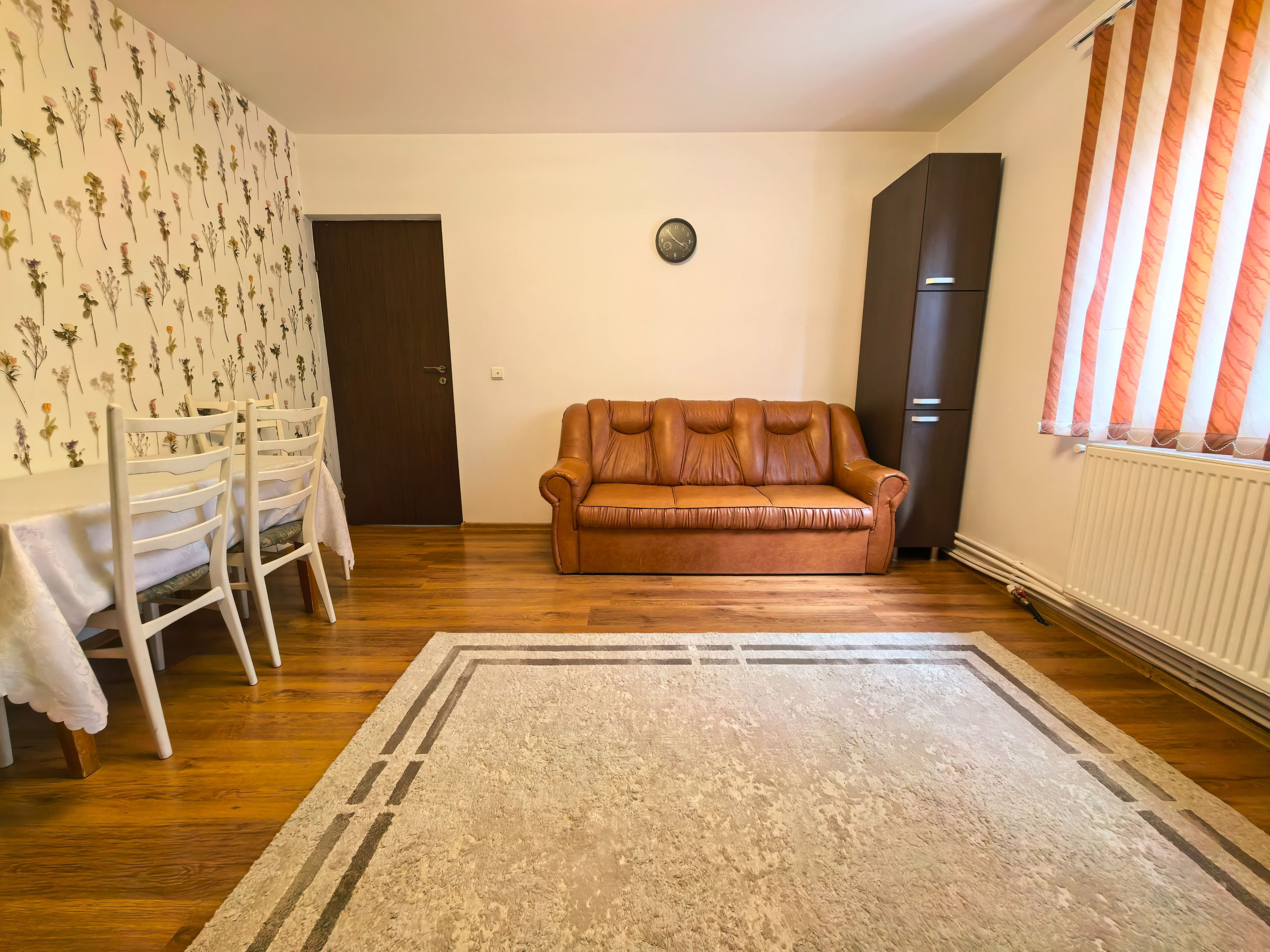 Duplex P+M cu 3 camere și curte, renovata complet — fotografia 15