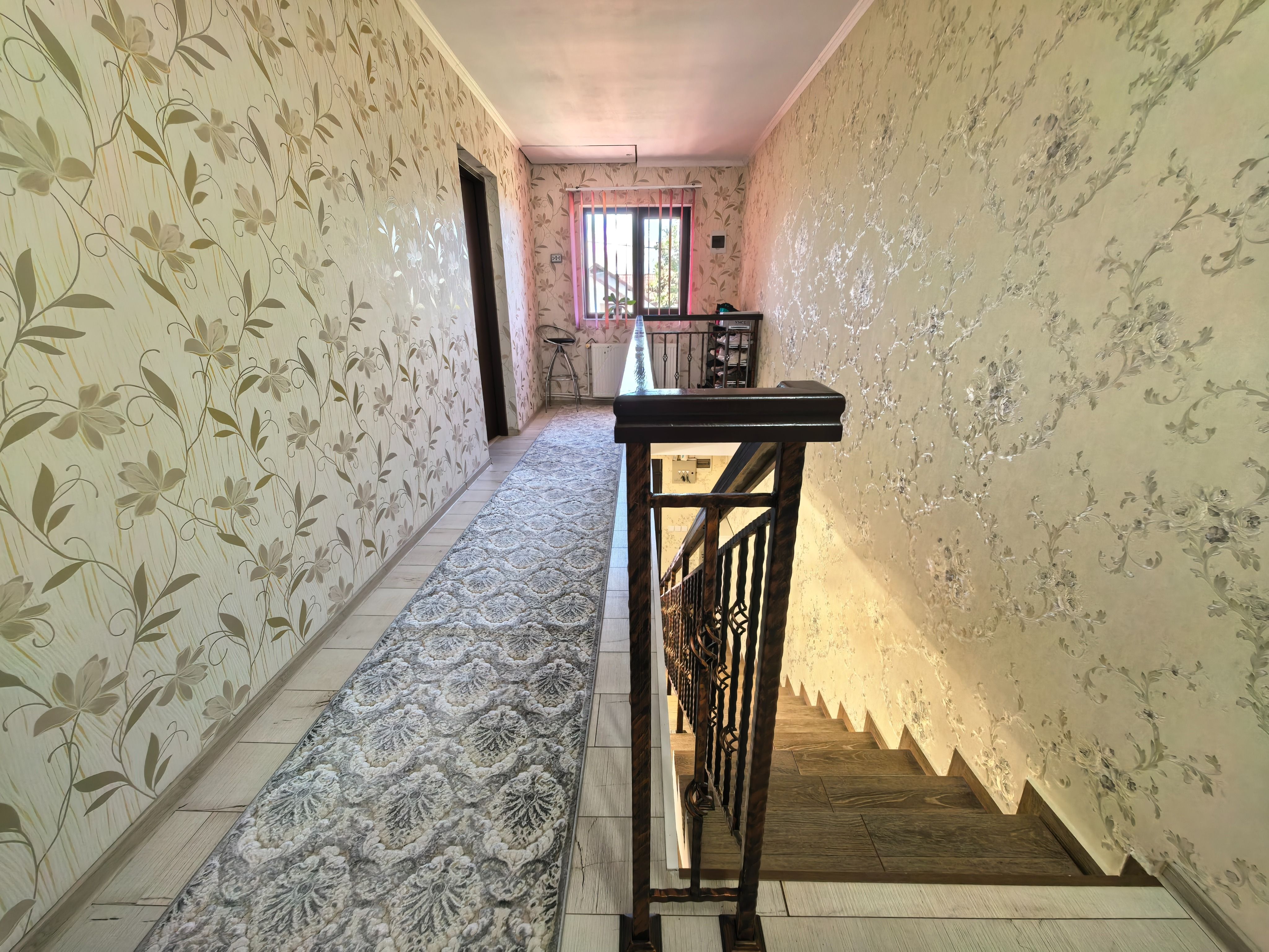 Duplex P+M cu 3 camere și curte, renovata complet — fotografia 18