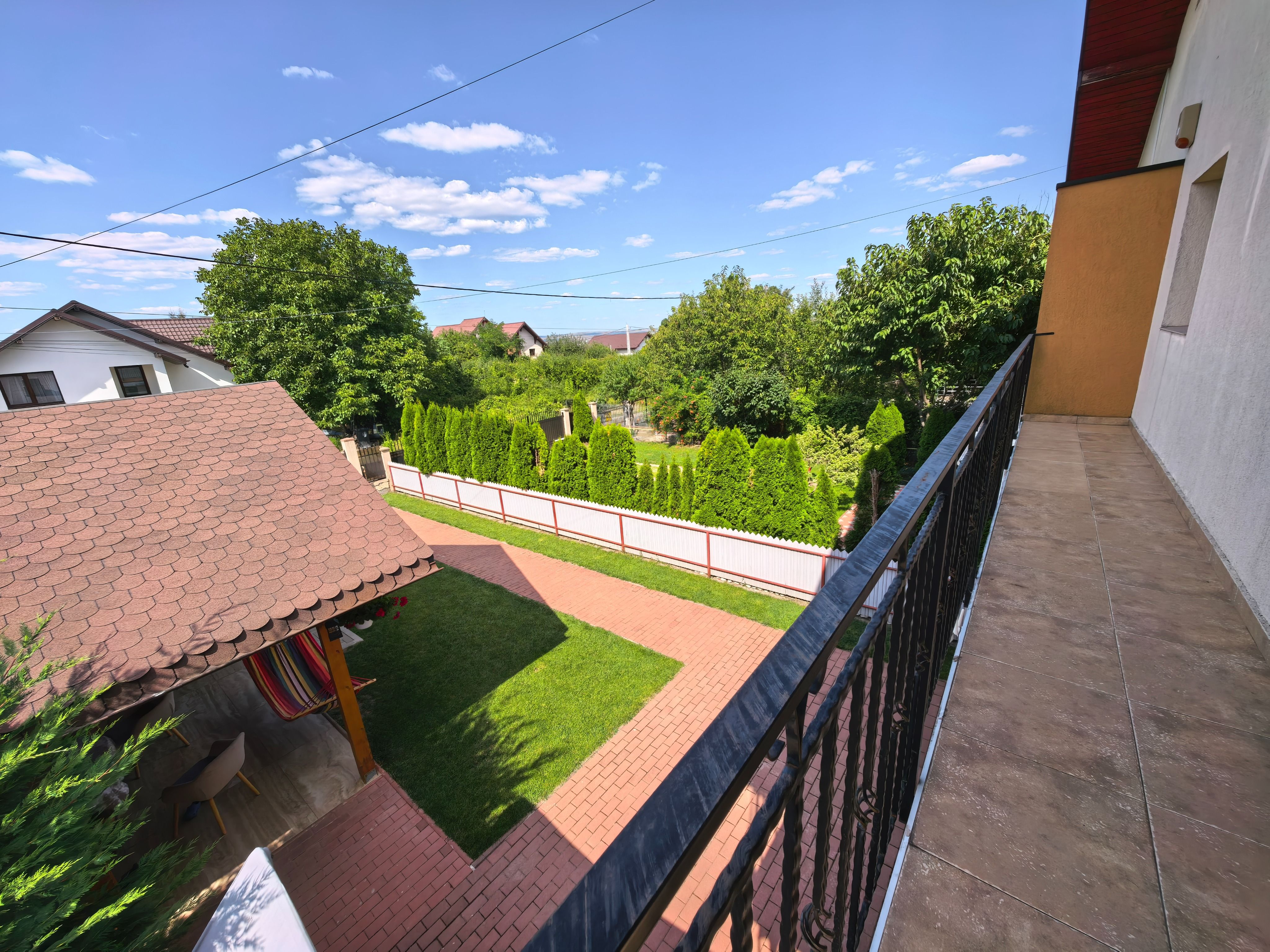 Duplex P+M cu 3 camere și curte, renovata complet — fotografia 30