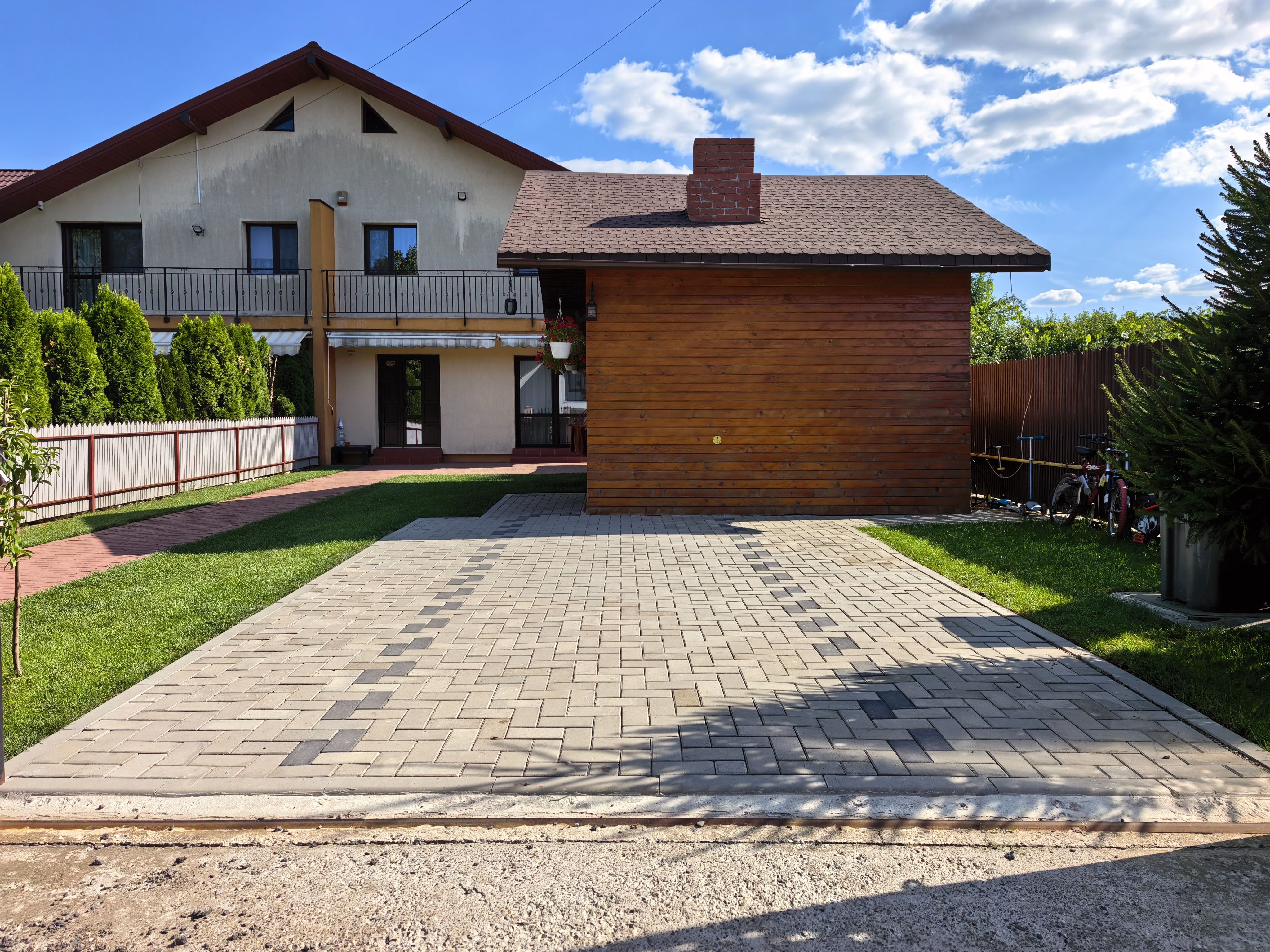 Duplex P+M cu 3 camere și curte, renovata complet — fotografia 34