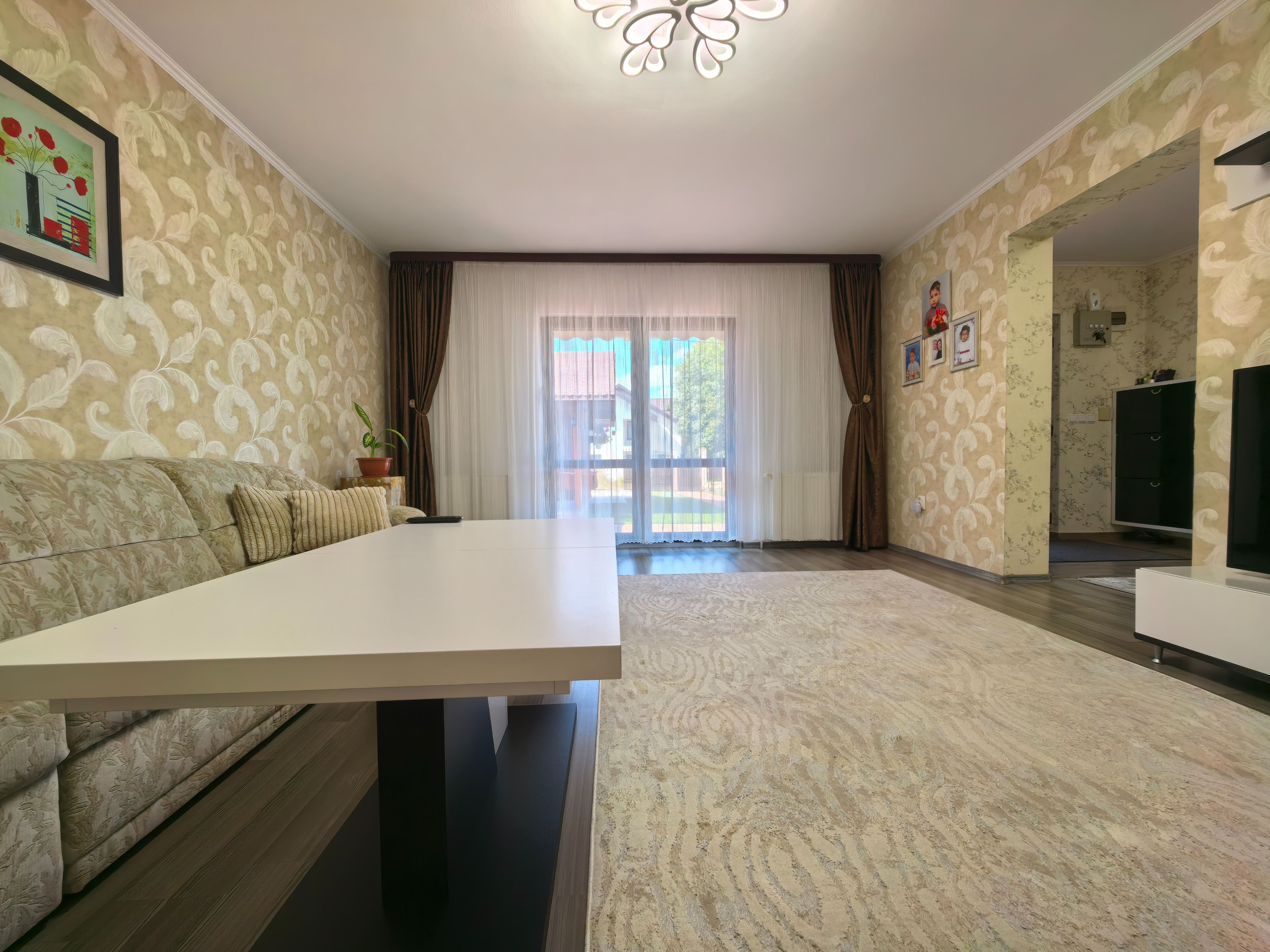 Duplex P+M cu 3 camere și curte, renovata complet — fotografia 7