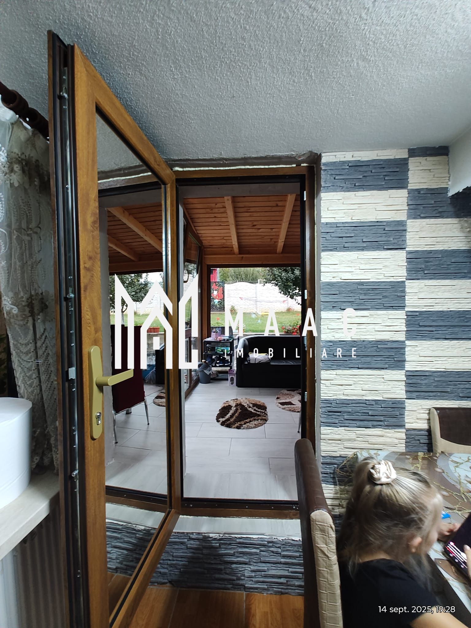 Casă 4 camere de vânzare | Dăești | 138 mp | teren 2.800 mp — fotografia 3