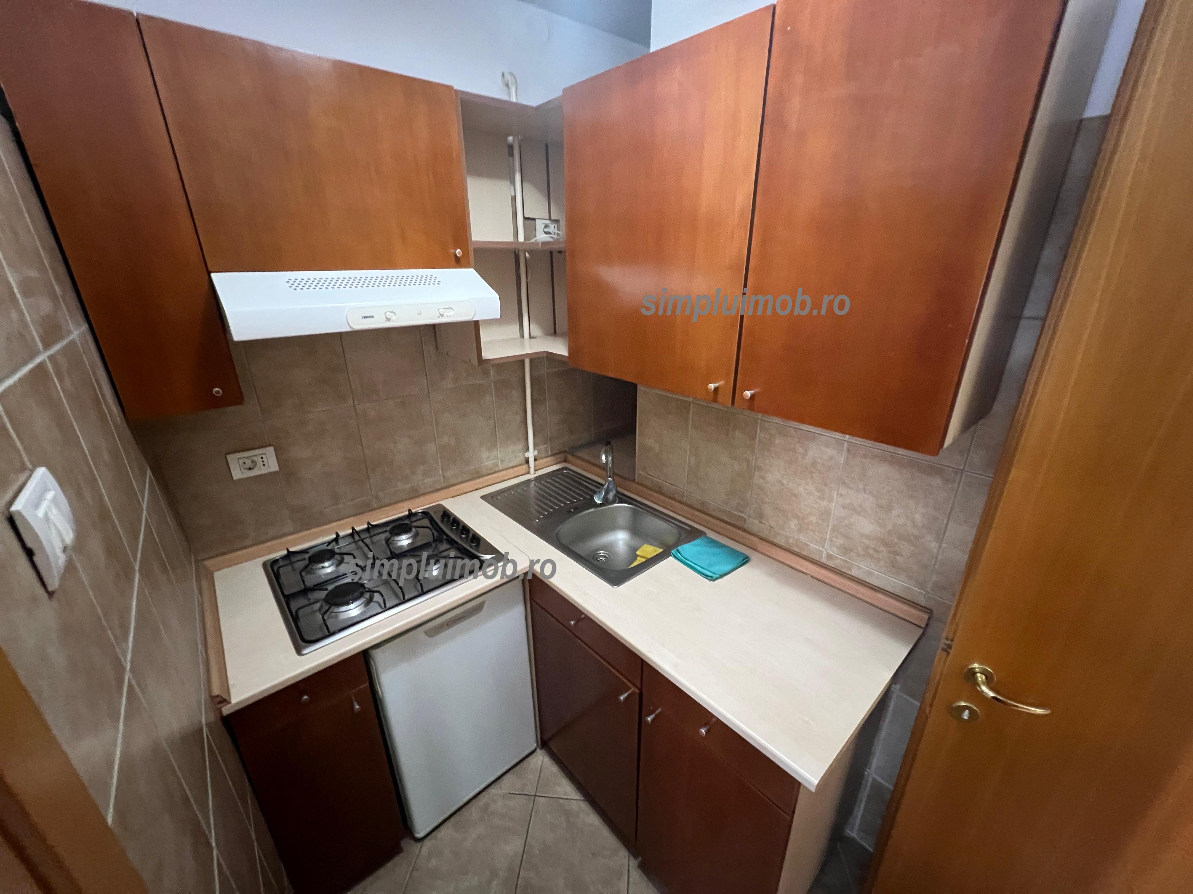 2 Camere Pretabil Birou Zona Armeneasca — fotografia 8