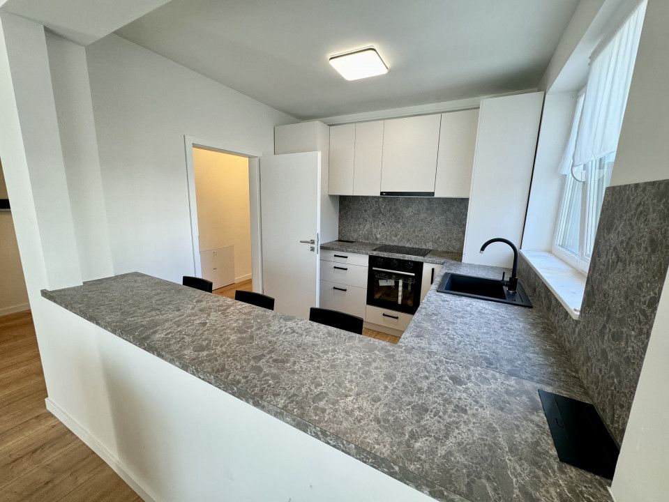 Apartament 2 camere MOBILAT UTILAT de vanzare balcon Zona Vest Sibiu — fotografia 6