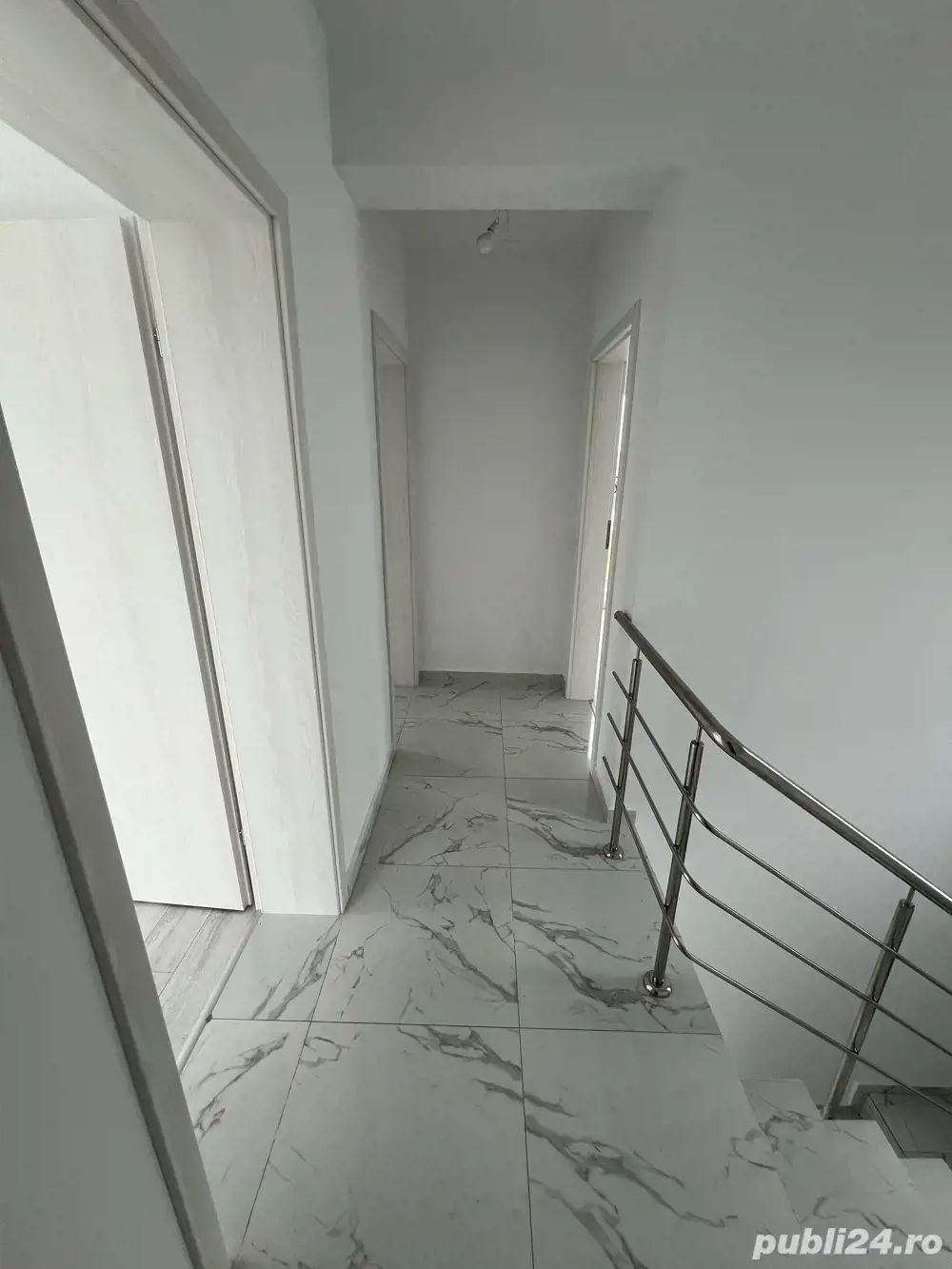 vila comuna berceni 4 camere — fotografia 3