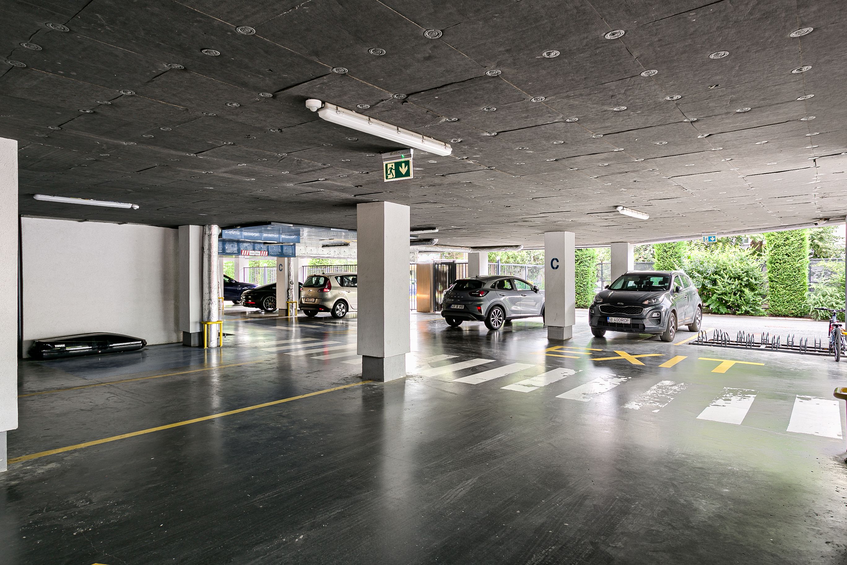 Birou premium de 57 mp de închiriat – Arad Plaza, ultracentral — fotografia 8