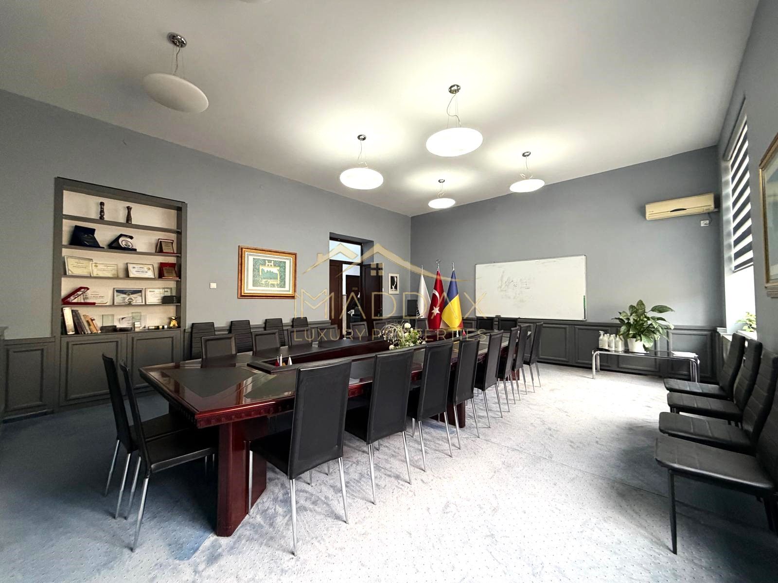 Spatiu comercial de inchiriat // 200mp // Cismigiu // zona premium — fotografia 18