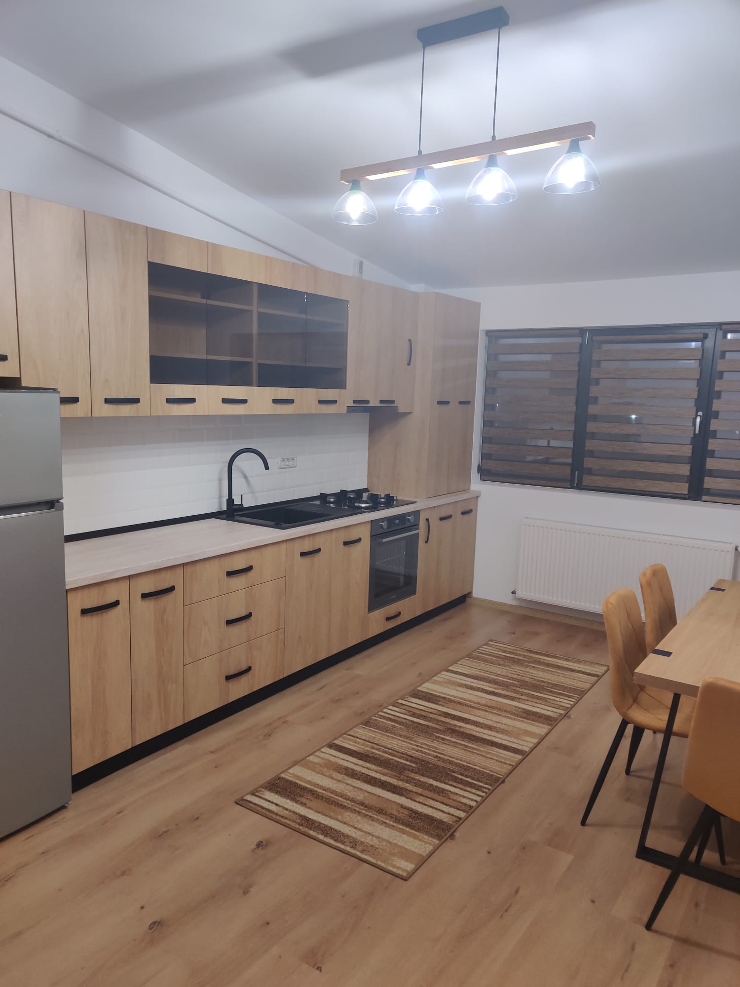 Apartament 3 camere, Zona Ipotesti