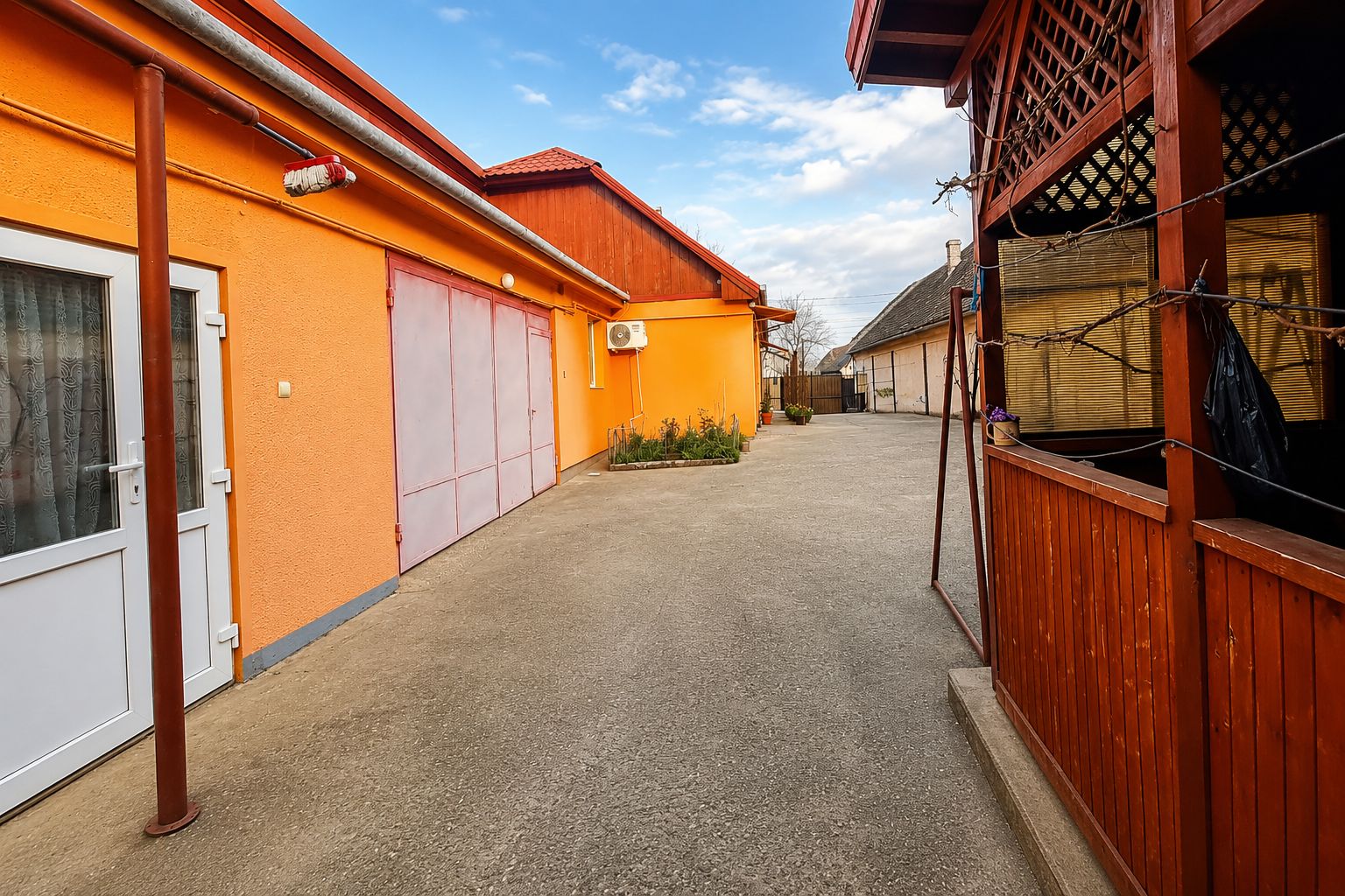 Casă individuală, teren generos de 1.348mp, poziție centrală, Giarmata — fotografia 16