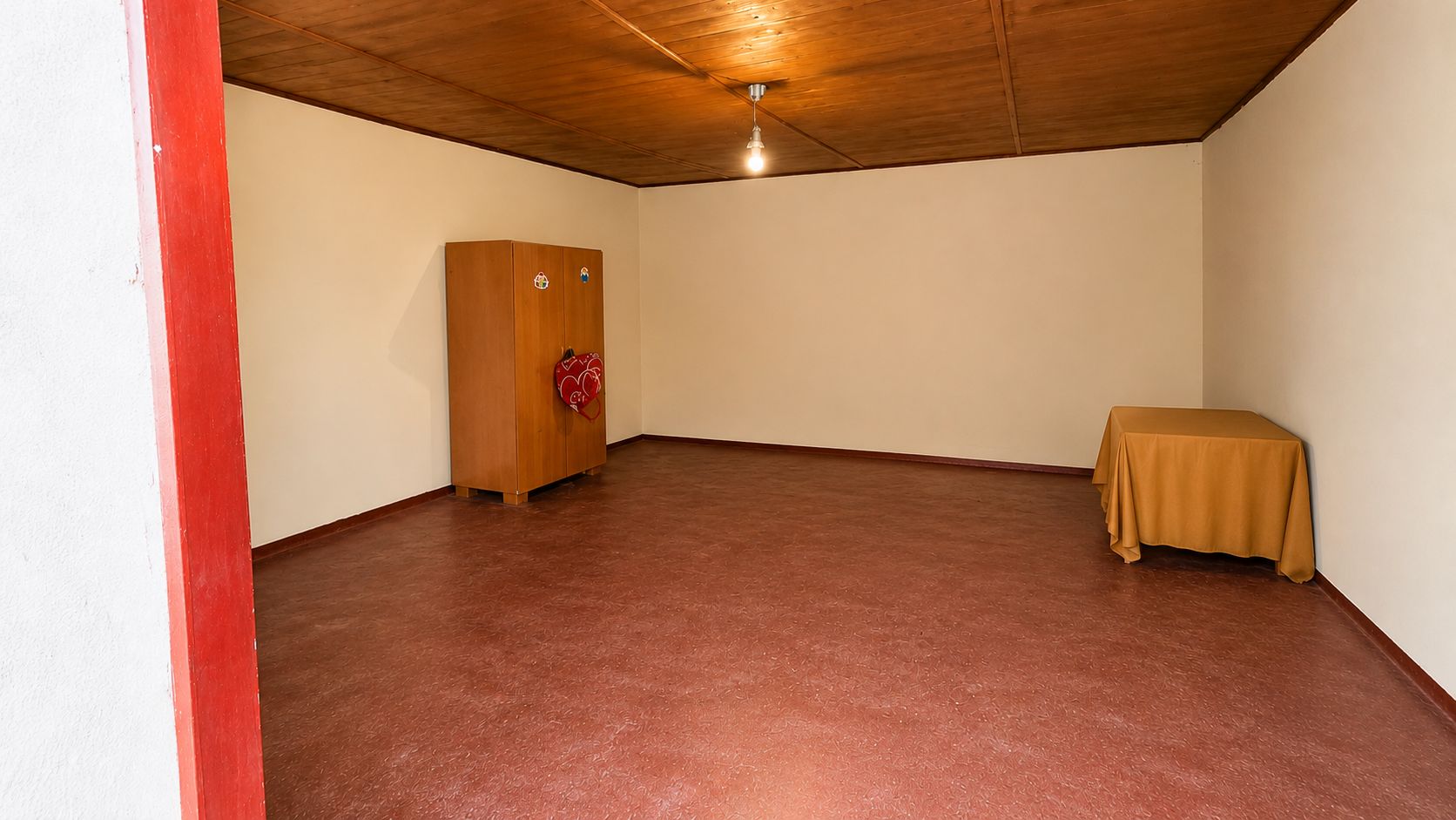 Casă individuală, teren generos de 1.348mp, poziție centrală, Giarmata — fotografia 7