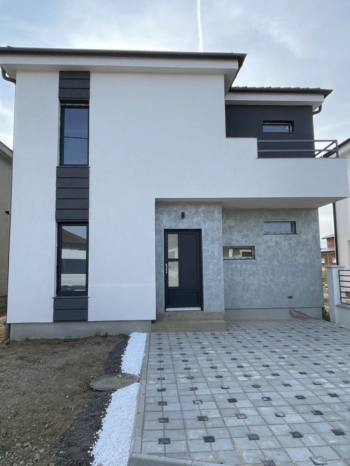 Casa finisata de vanzare-129000-Martinesti-Cartierul Grigorescu — fotografia 4