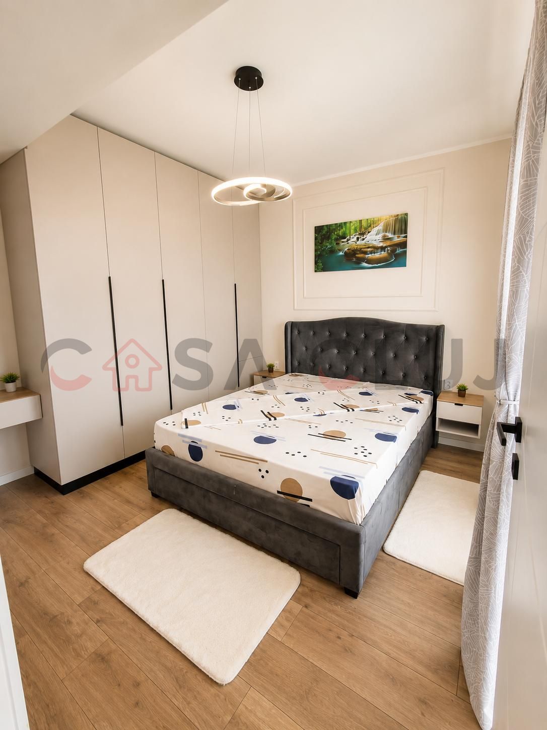 Apartament la cheie, bloc nou, parcare — fotografia 5