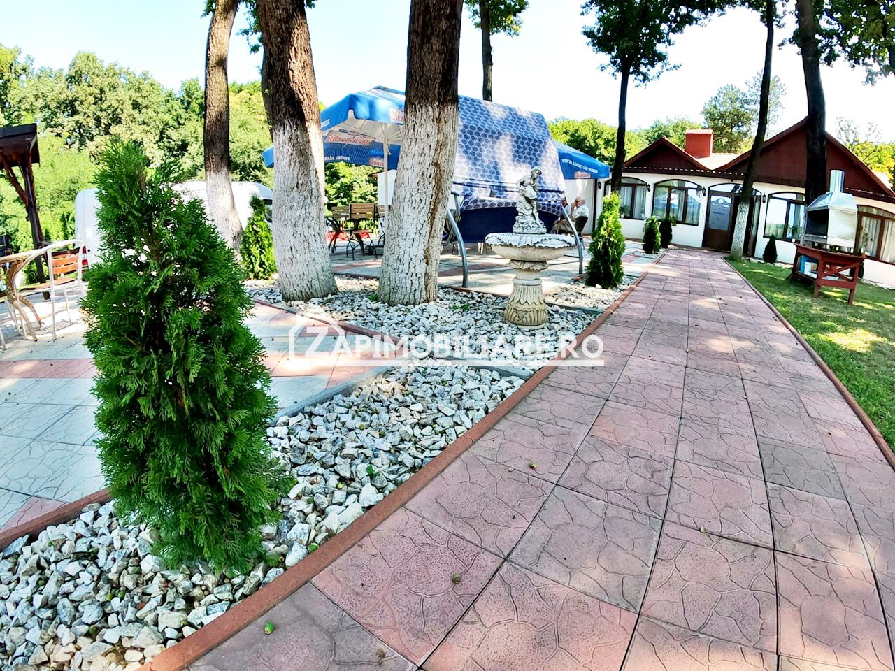 Restaurant 90 persoane+terasă 120 persoane,posibili asociere