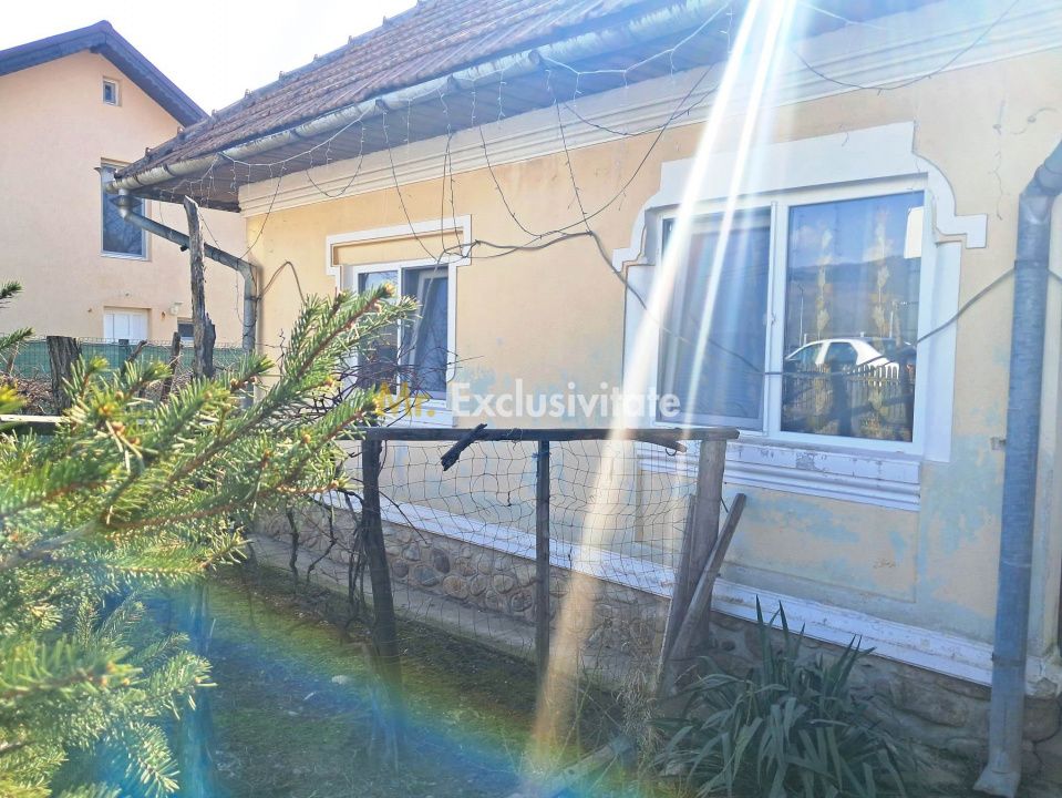 Casă și teren Polovragi — fotografia 4