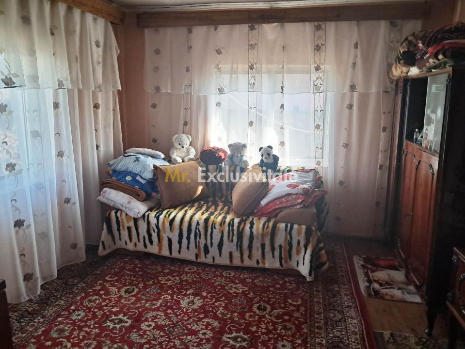 Casă și teren Polovragi — fotografia 5