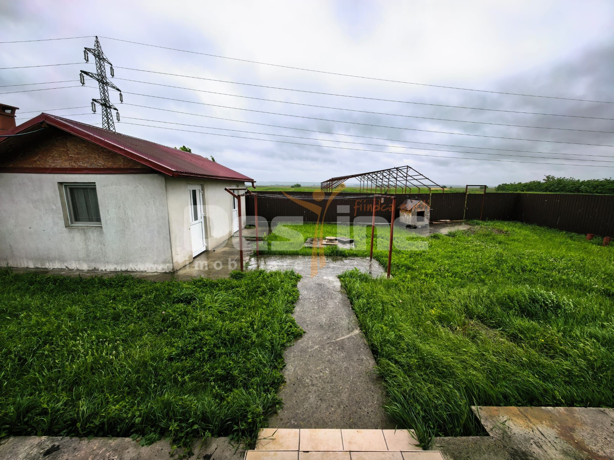 Vila cu etaj si mansarda, teren 7.200 mp, 1.550 mp intravilan — fotografia 10
