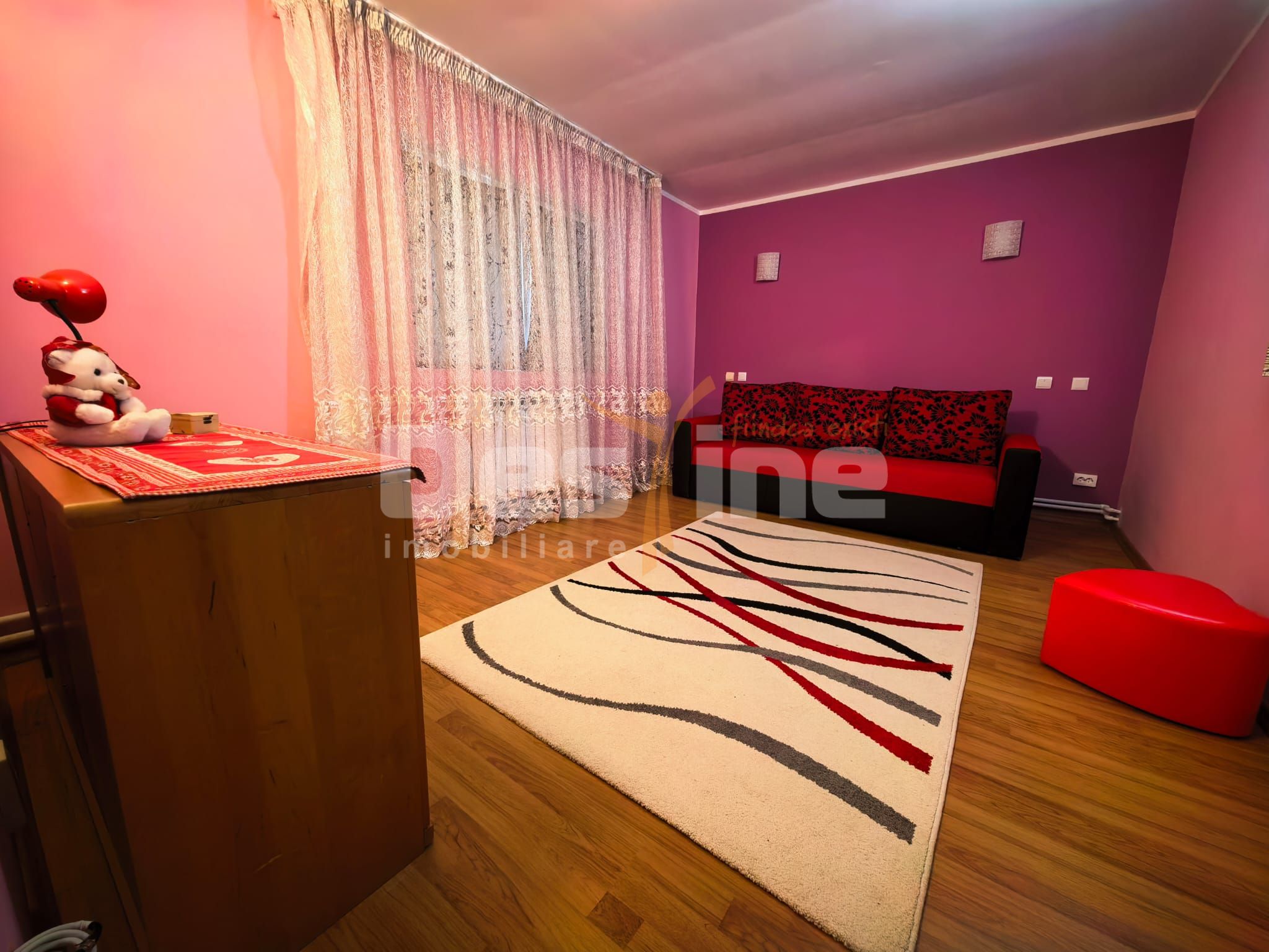 Vila cu etaj si mansarda, teren 7.200 mp, 1.550 mp intravilan — fotografia 15