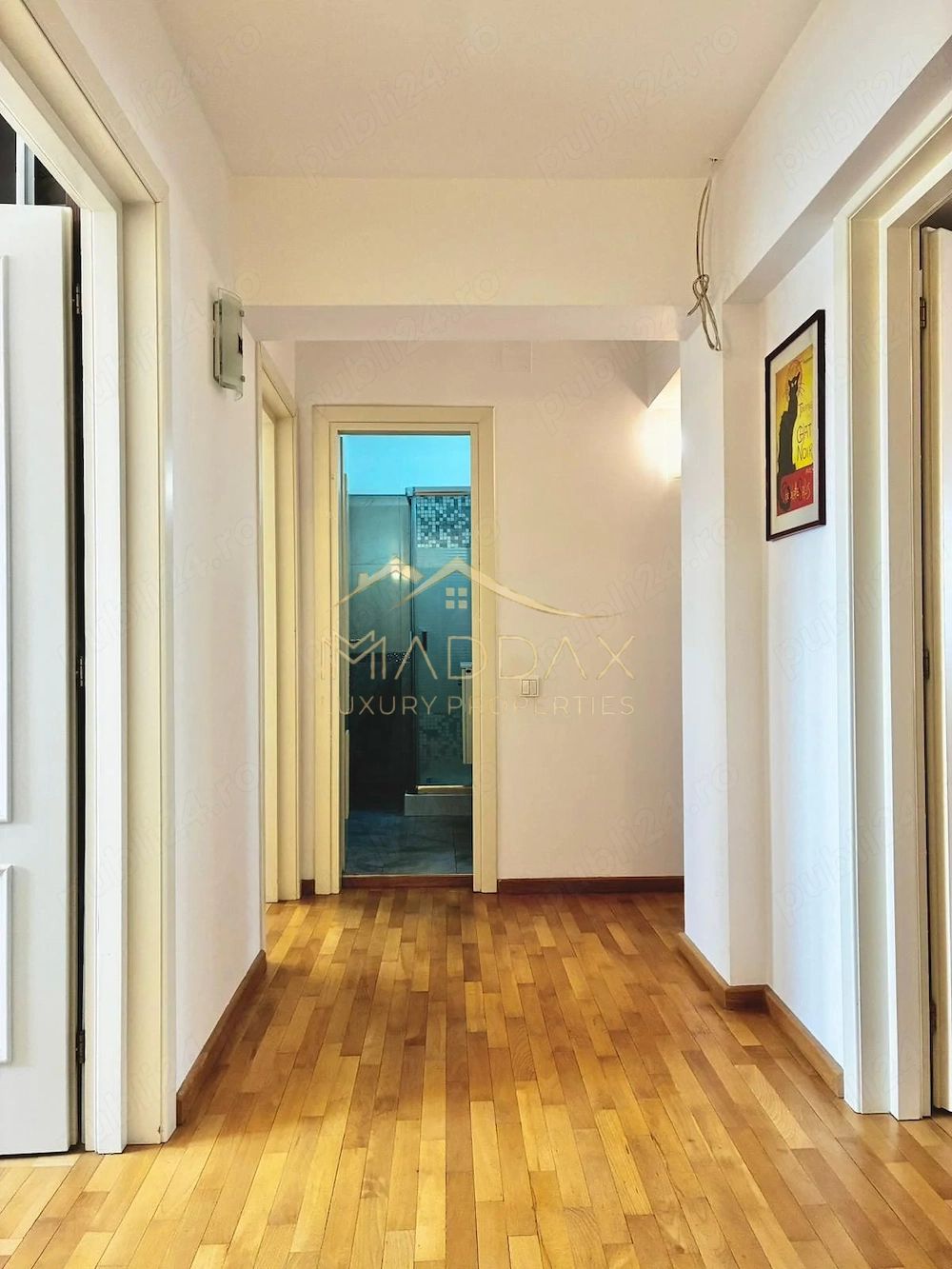 4 Camere Premium | 13 Septembrie | Centrală | Parcare — fotografia 3
