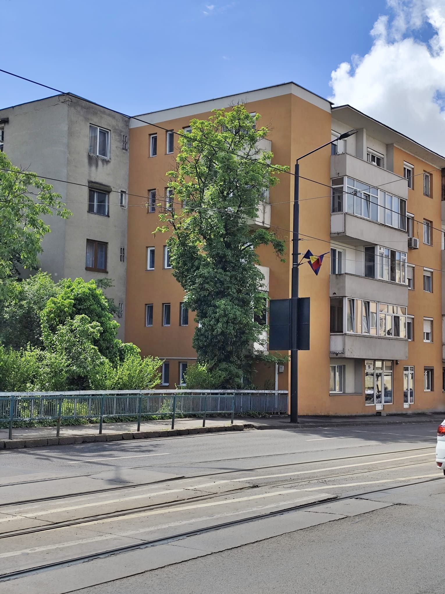 Apartament 2 camere central, langa Podul Decebal, Oradea - VANZARE — fotografia 17