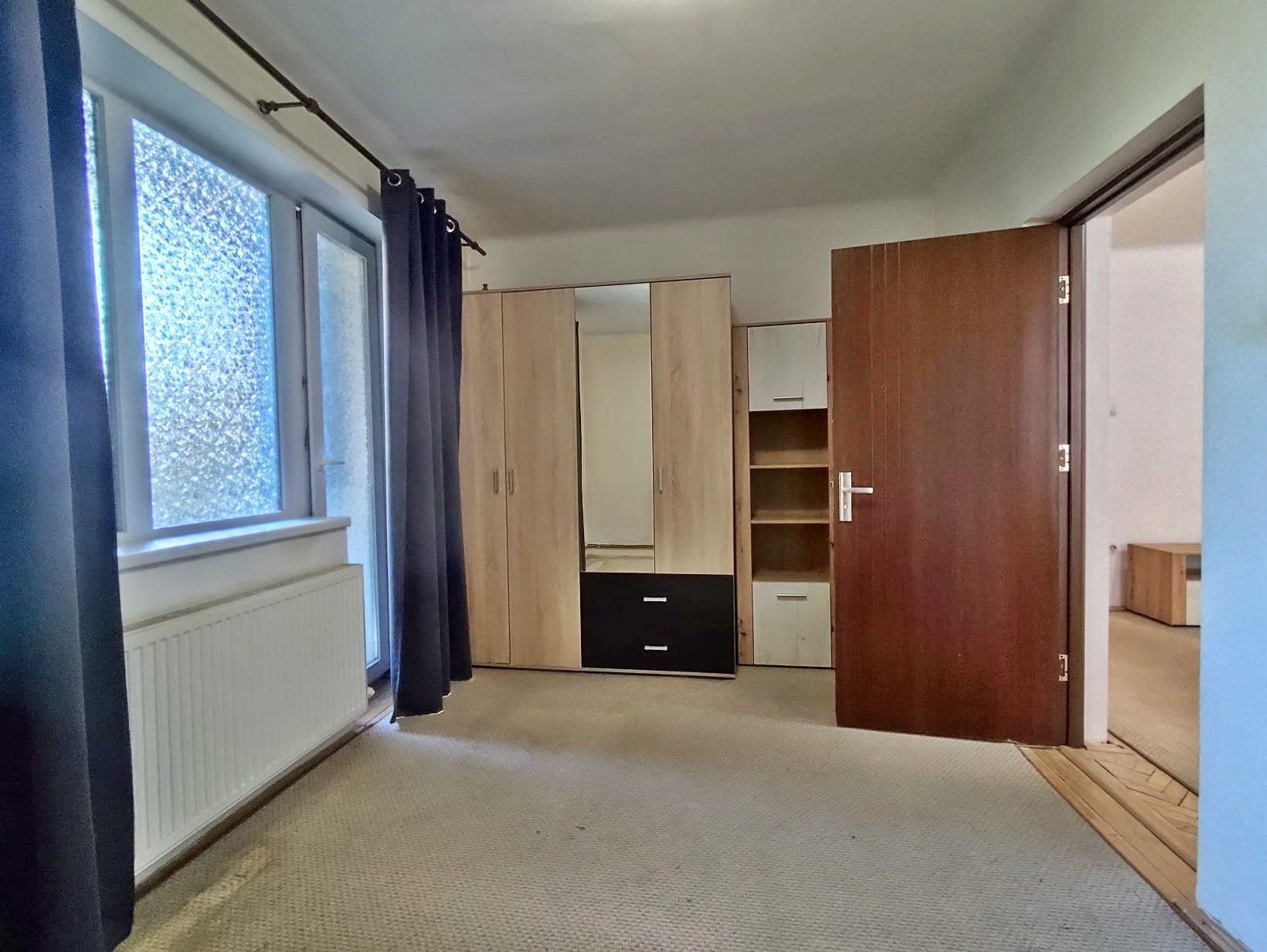 Apartament 2 camere central, langa Podul Decebal, Oradea - VANZARE — fotografia 3