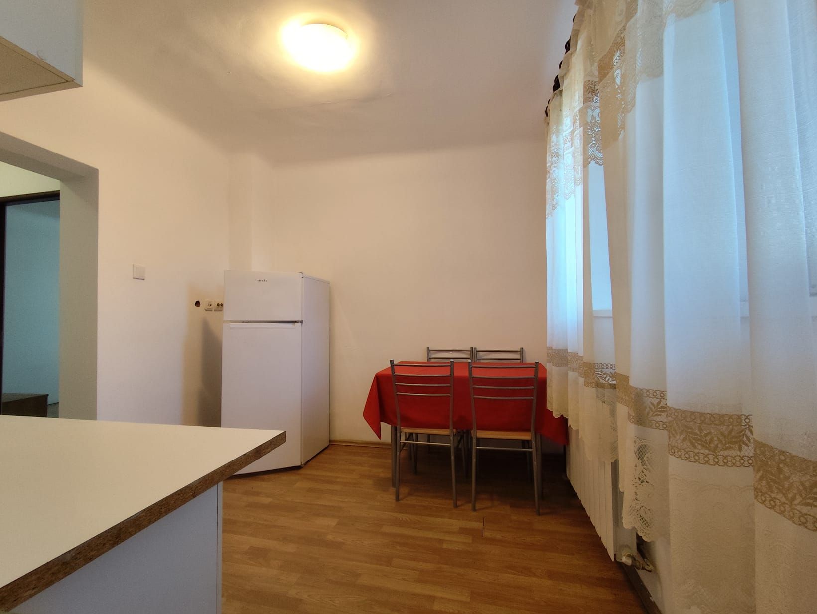 Apartament 2 camere central, langa Podul Decebal, Oradea - VANZARE — fotografia 9