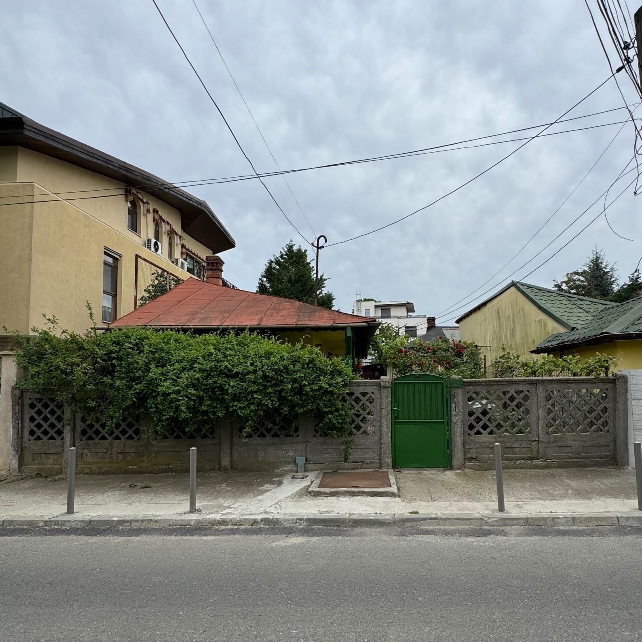 Casa cu teren zona Mărțișor langa parc Lumea Copiilor Brâncoveanu — fotografia 2