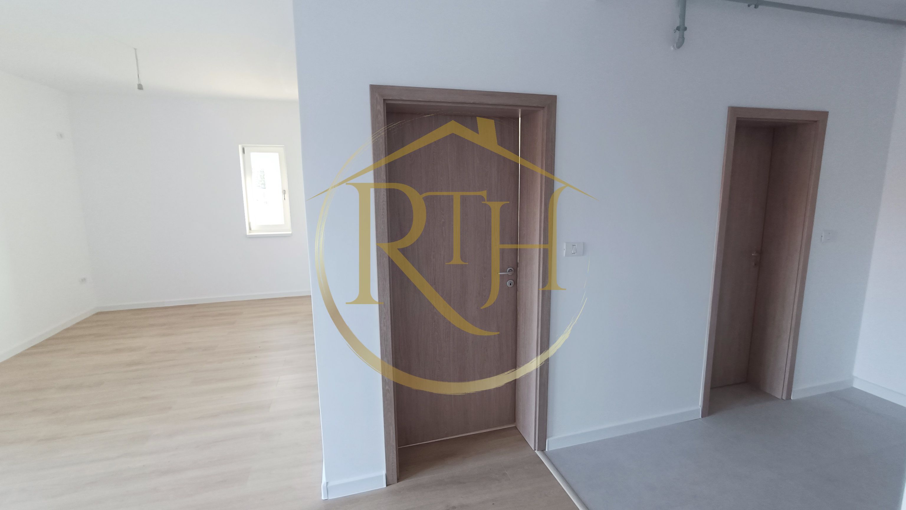 Nu rata ultimele 2 apartamente, 2 camere 53 mp,curte proprie 23 mp, 0% Comision — fotografia 10