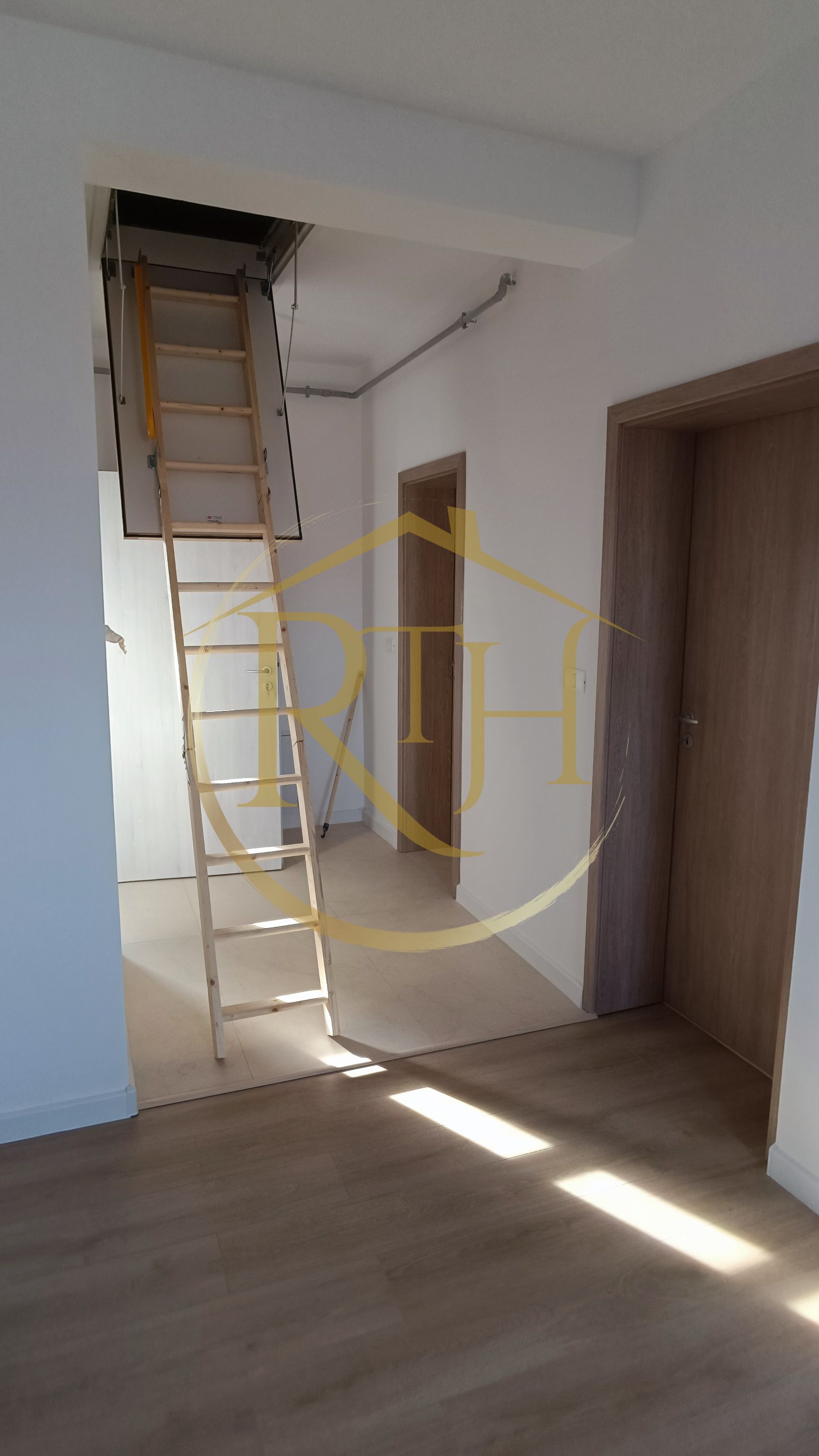 Nu rata ultimele 2 apartamente, 2 camere 53 mp,curte proprie 23 mp, 0% Comision — fotografia 18