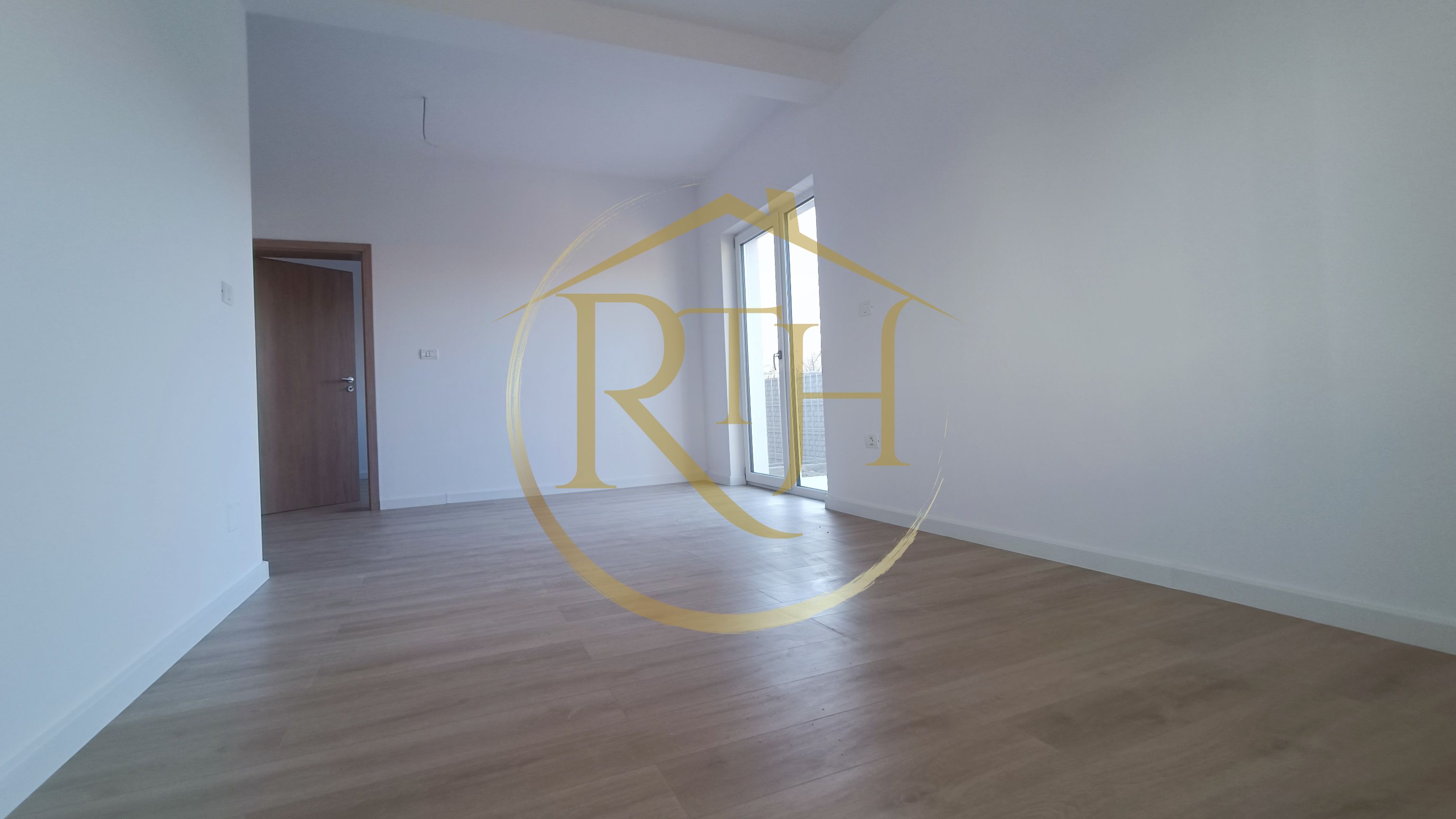Nu rata ultimele 2 apartamente, 2 camere 53 mp,curte proprie 23 mp, 0% Comision — fotografia 5