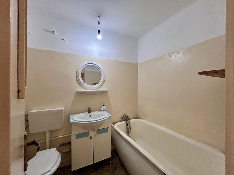Apartament 2 camere, semidecomandat, Central, Ploiesti — fotografia 15