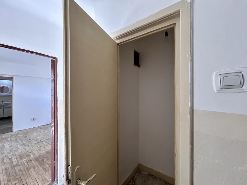 Apartament 2 camere, semidecomandat, Central, Ploiesti — fotografia 4
