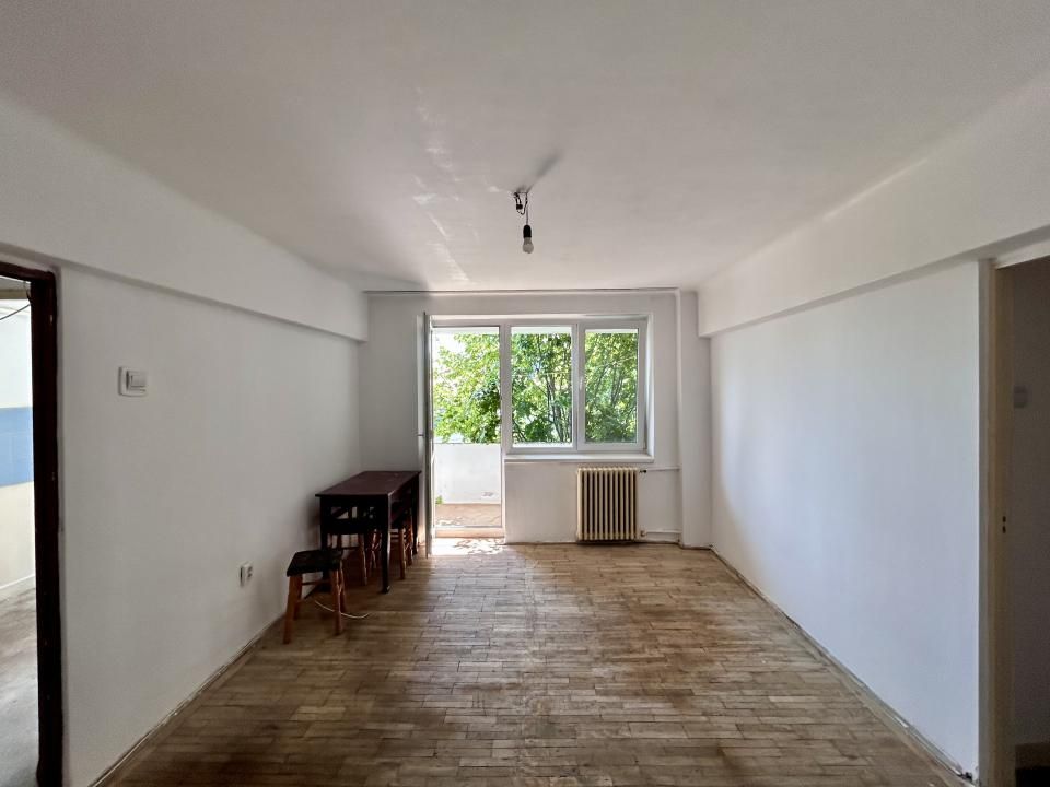 Apartament 2 camere, semidecomandat, Central, Ploiesti — fotografia 7