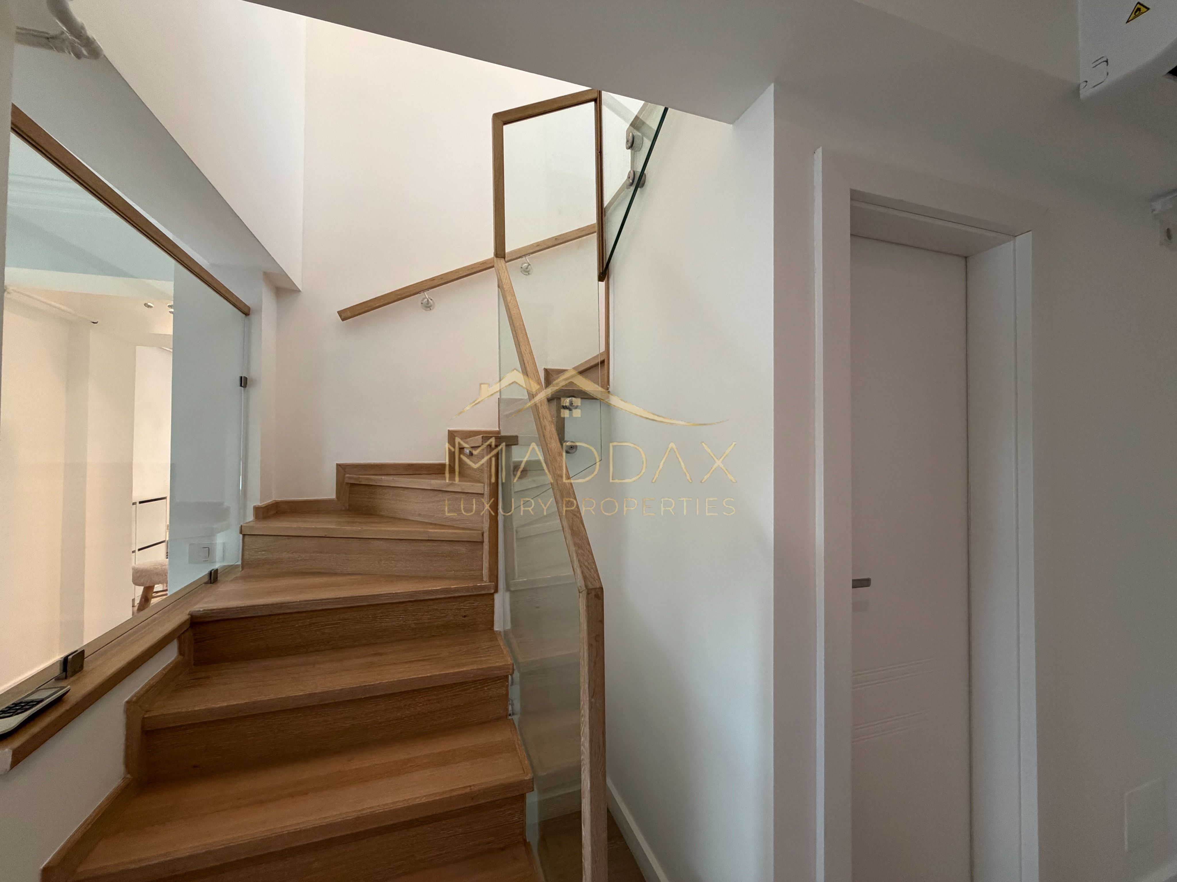 Apartament de tip Duplex 6 camere *250mp* + 2 Garaje // Herastrau — fotografia 10