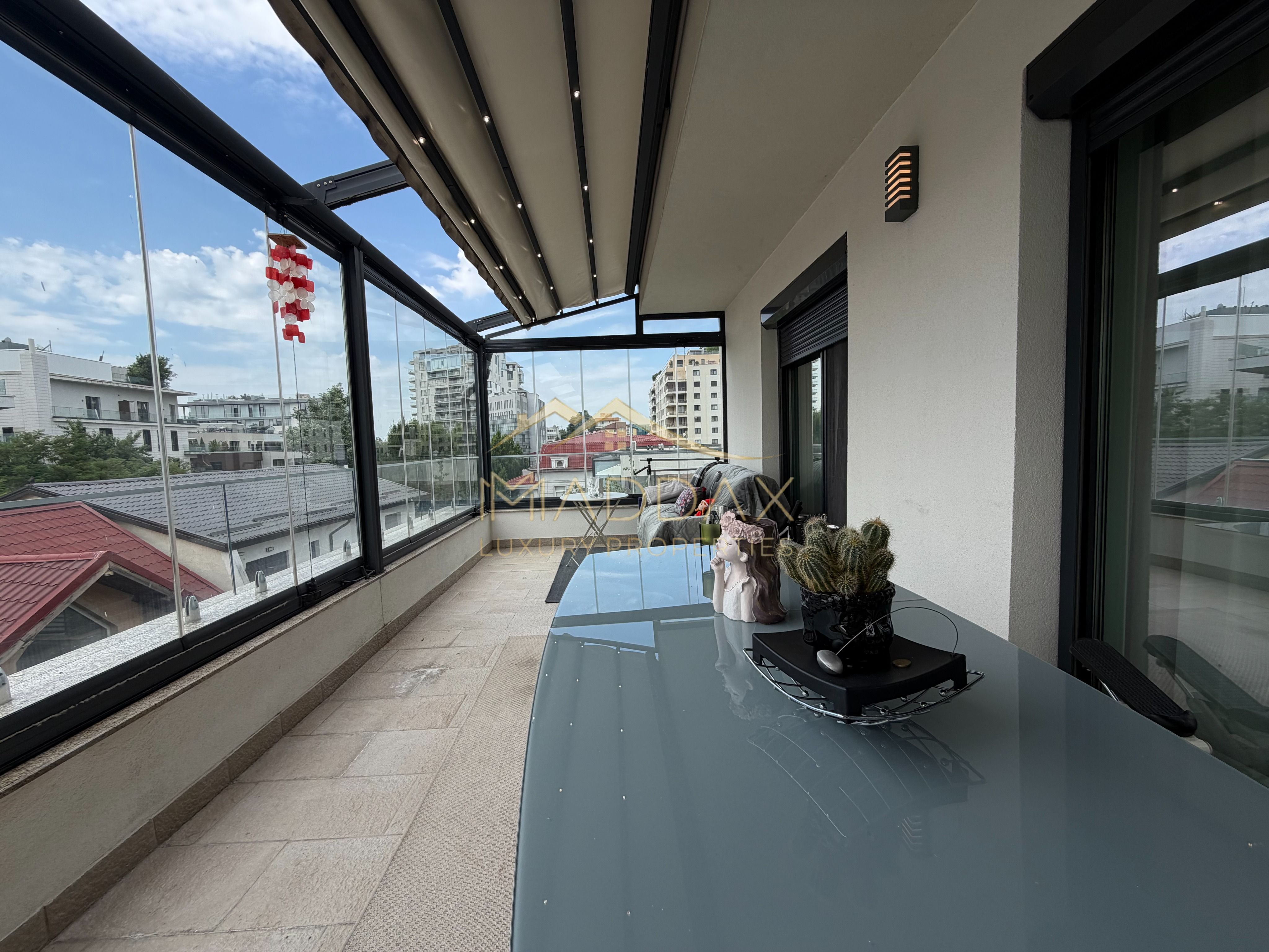 Apartament de tip Duplex 6 camere *250mp* + 2 Garaje // Herastrau — fotografia 41