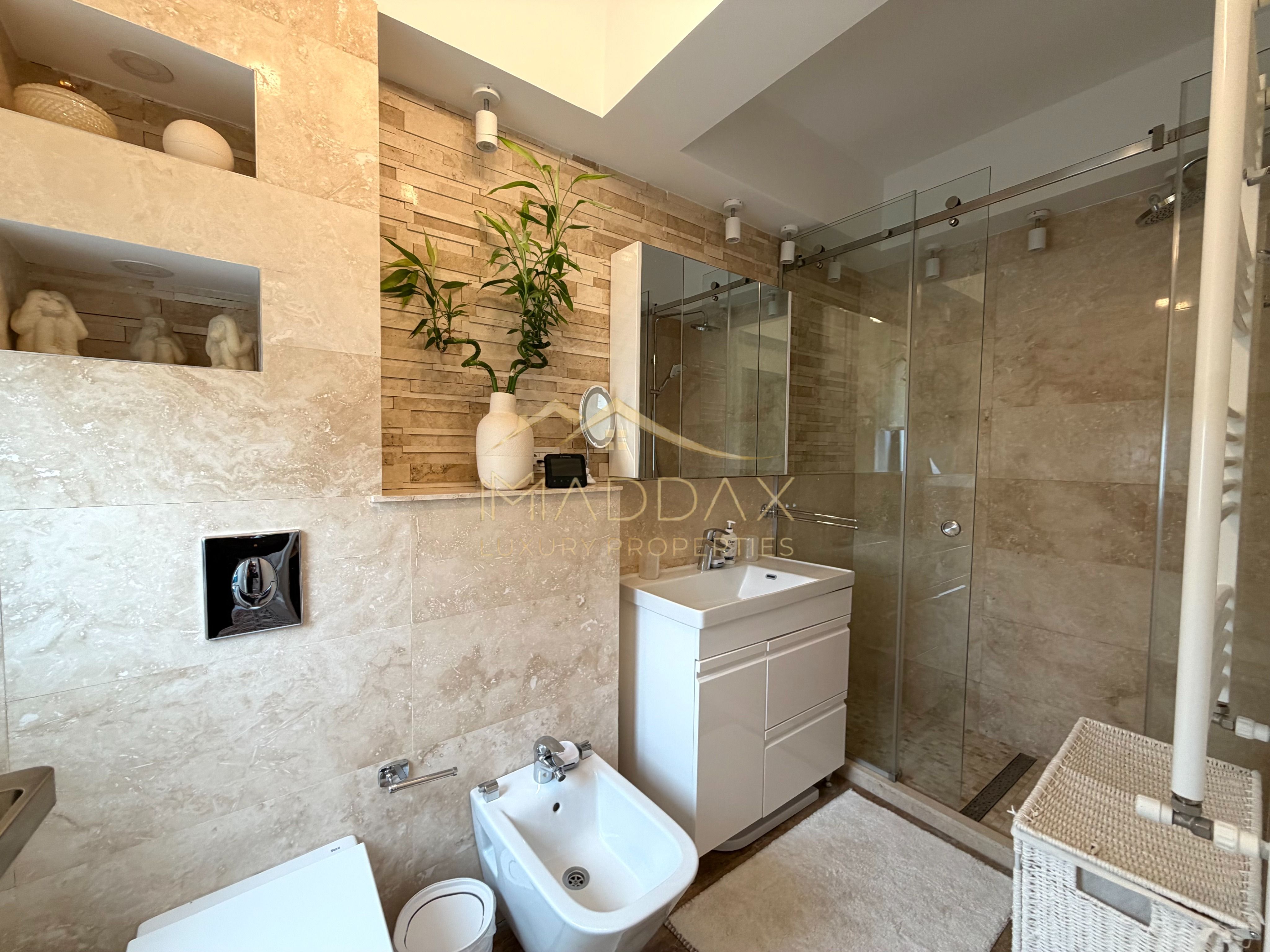 Apartament de tip Duplex 6 camere *250mp* + 2 Garaje // Herastrau — fotografia 53
