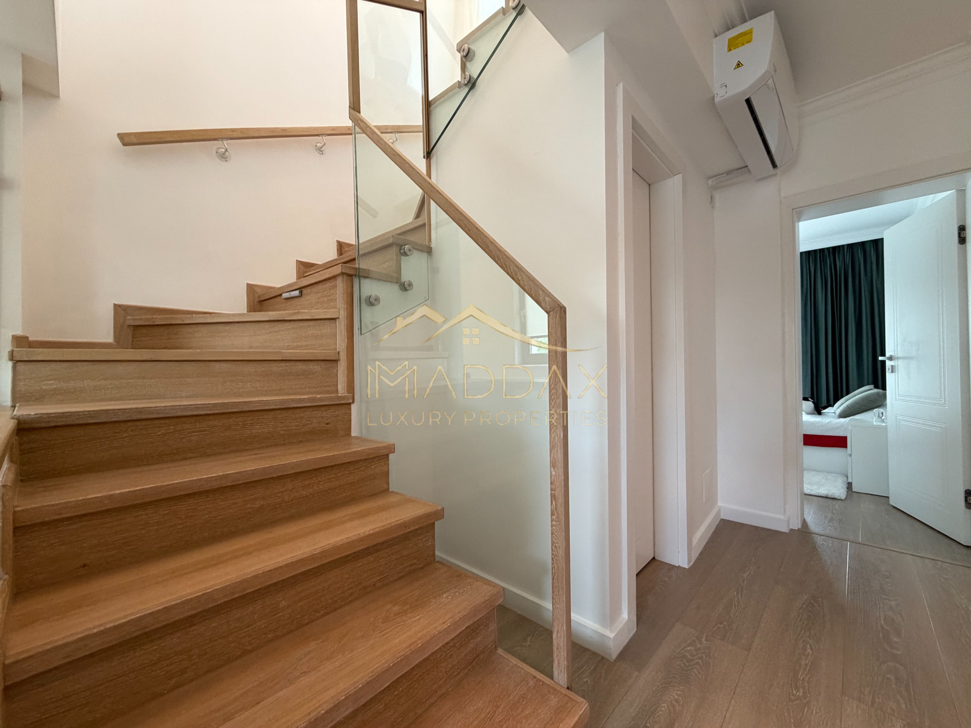 Apartament de tip Duplex 6 camere *250mp* + 2 Garaje // Herastrau — fotografia 9