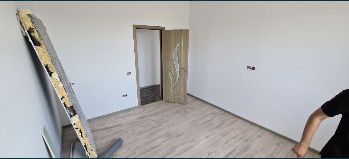 Apartament 2 camere,etaj 2, 59 mp,61000€ — fotografia 2