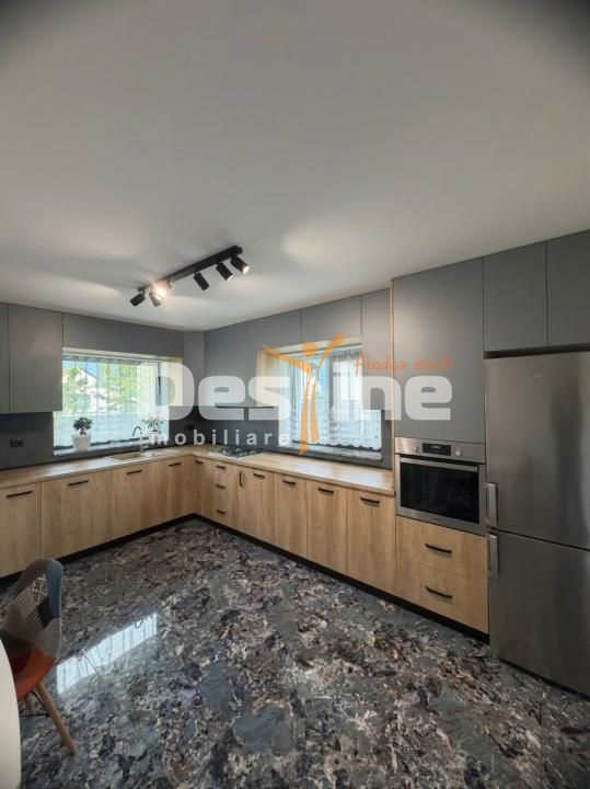 Casă individuala parter, 4 camere, 137 mp utili, 500 mp teren — fotografia 11