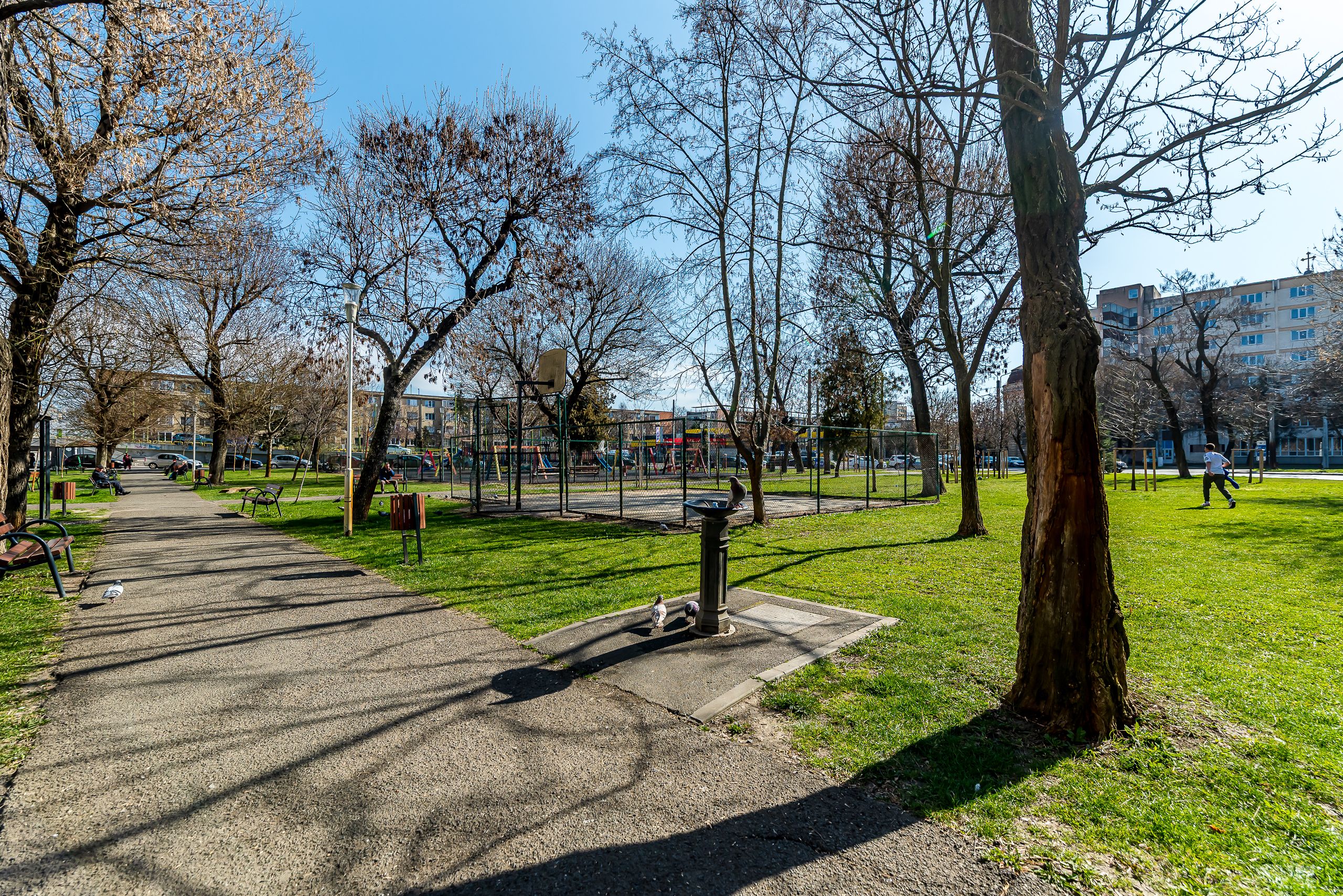 Apartament cu 3 camere în Podgoria Arad, vedere frumoasă, 2 balcoane — fotografia 11