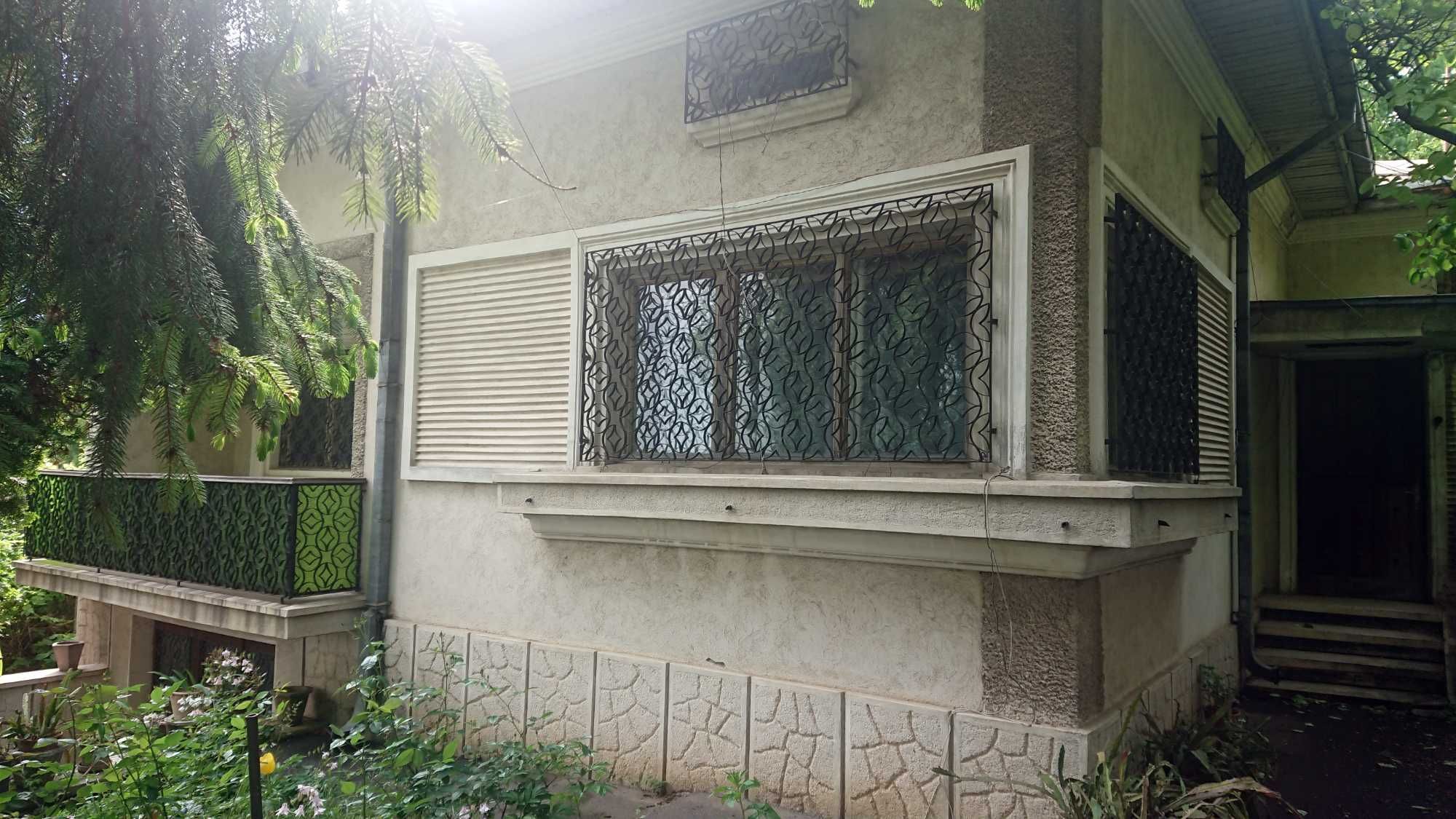 Vand casa tip vila, zona Copou — fotografia 3