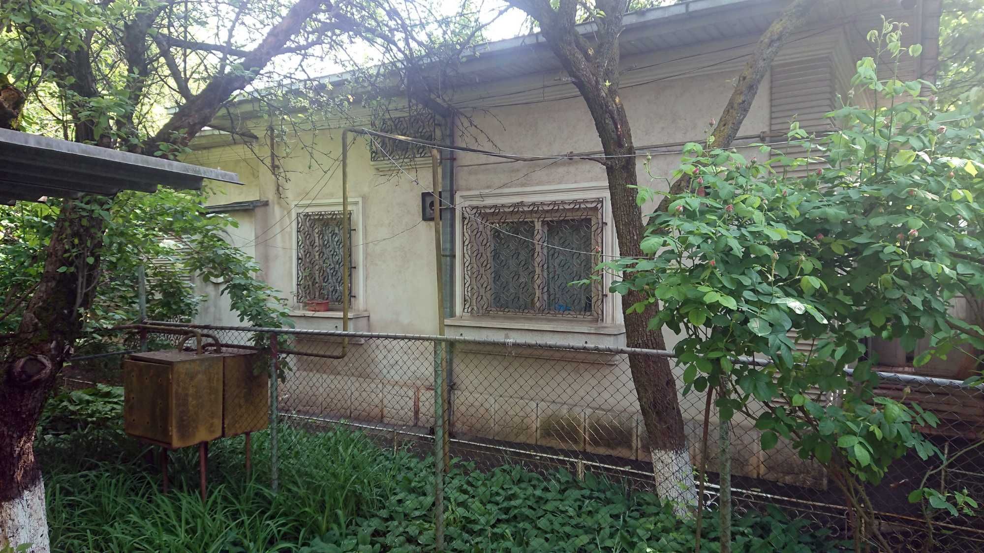 Vand casa tip vila, zona Copou — fotografia 6