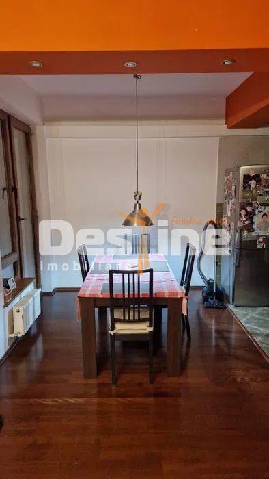 13 Septembrie | 2 cam | 85mp | dec | et 3 | bloc 2008 | 150.000 euro — fotografia 11