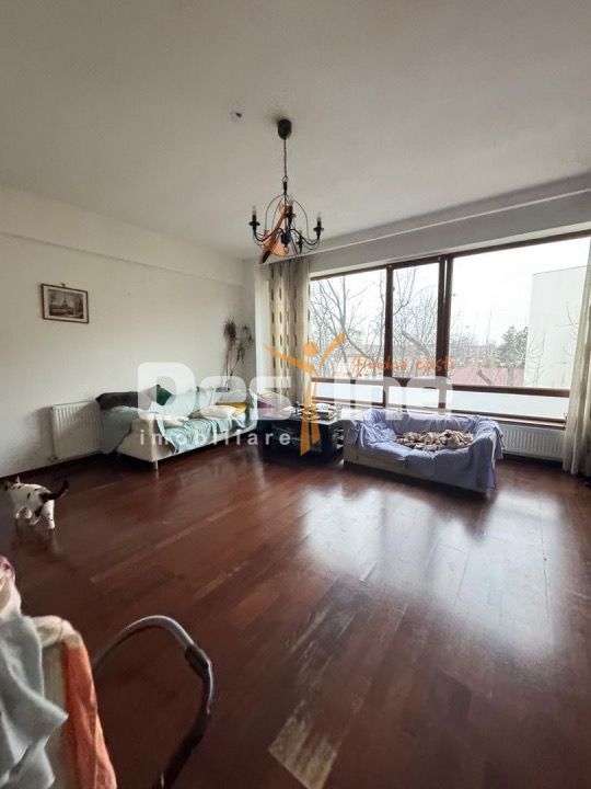 13 Septembrie | 2 cam | 85mp | dec | et 3 | bloc 2008 | 150.000 euro — fotografia 4