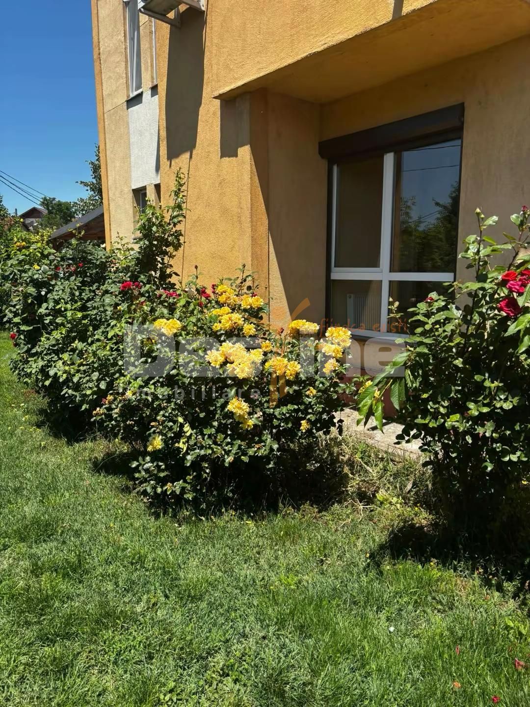 Casă de închiriat - Calea Giulești  5 camere — fotografia 2