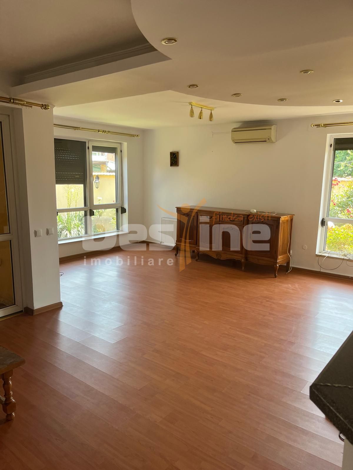 Casă de închiriat - Calea Giulești  5 camere — fotografia 4