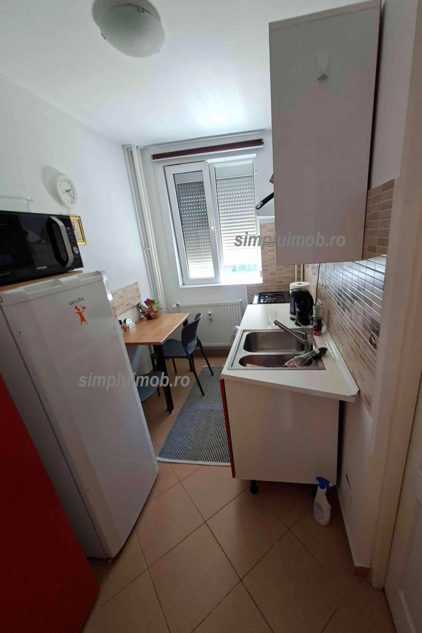 Decomandat 2 camere • 52 mp • Parc Moghioroș • Etaj 2 • Gata de mutat — fotografia 3