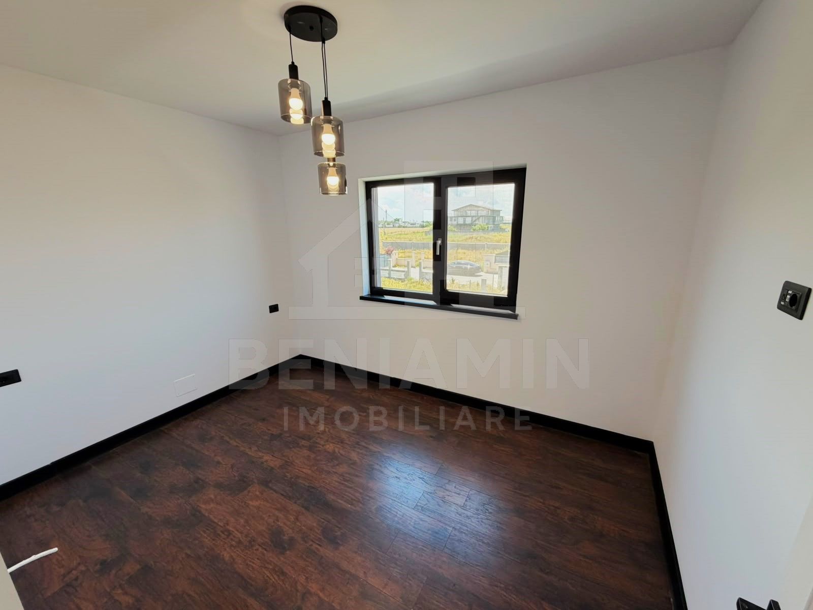 Casa P+1 Finisaje Premium-205mp-Incalzire Pardoseala-2025-Magnolia — fotografia 16