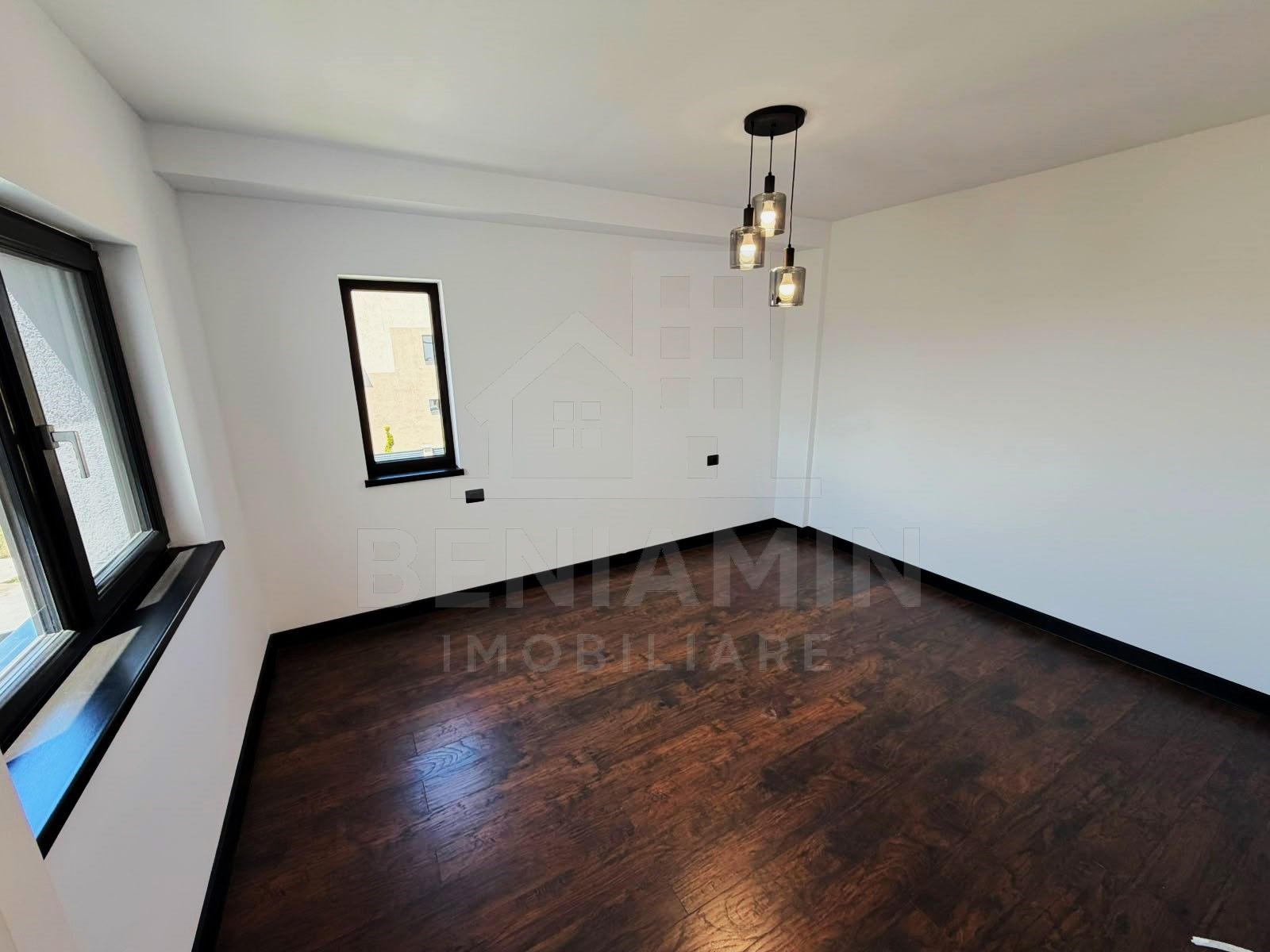 Casa P+1 Finisaje Premium-205mp-Incalzire Pardoseala-2025-Magnolia — fotografia 18