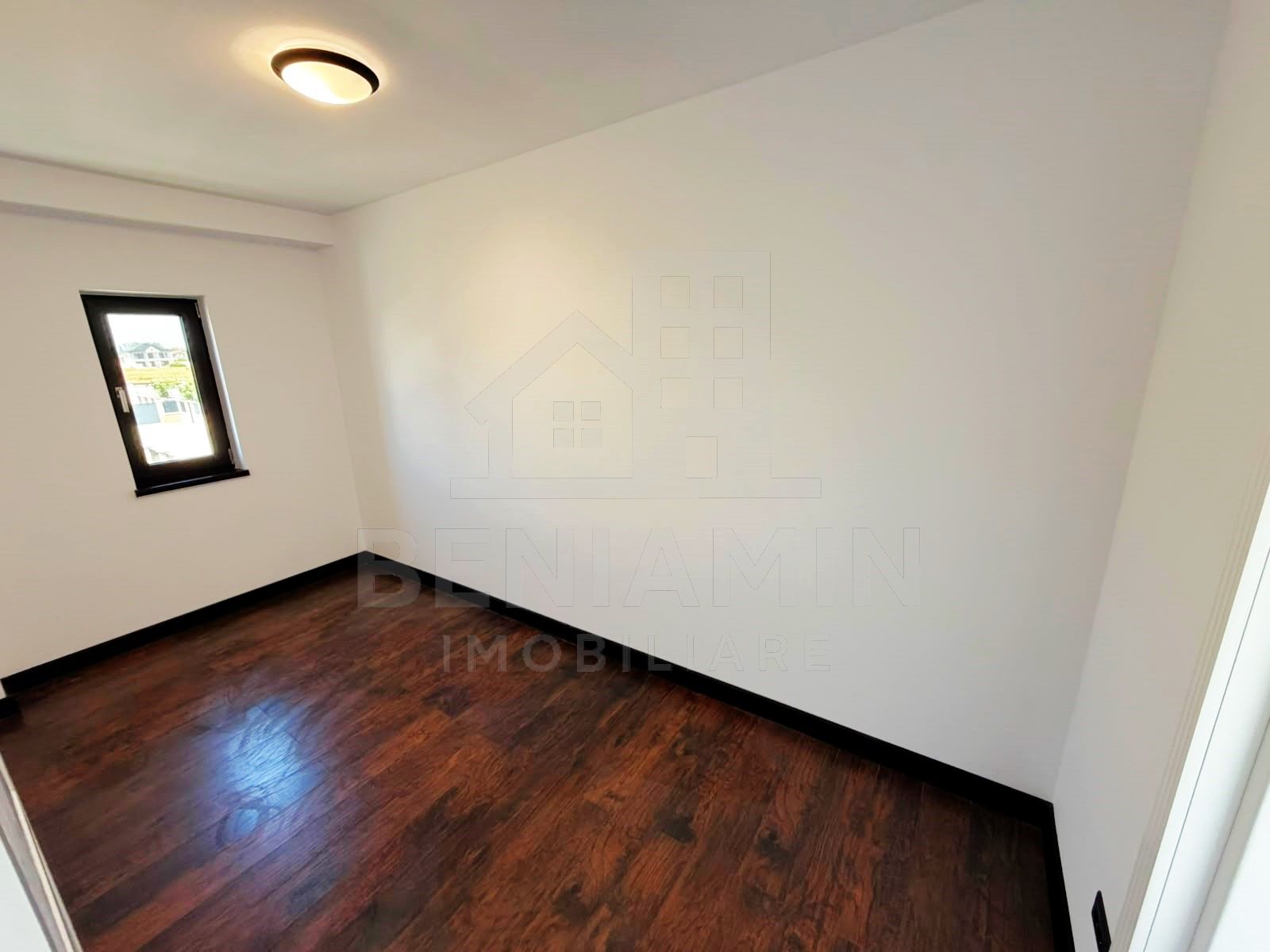 Casa P+1 Finisaje Premium-205mp-Incalzire Pardoseala-2025-Magnolia — fotografia 8