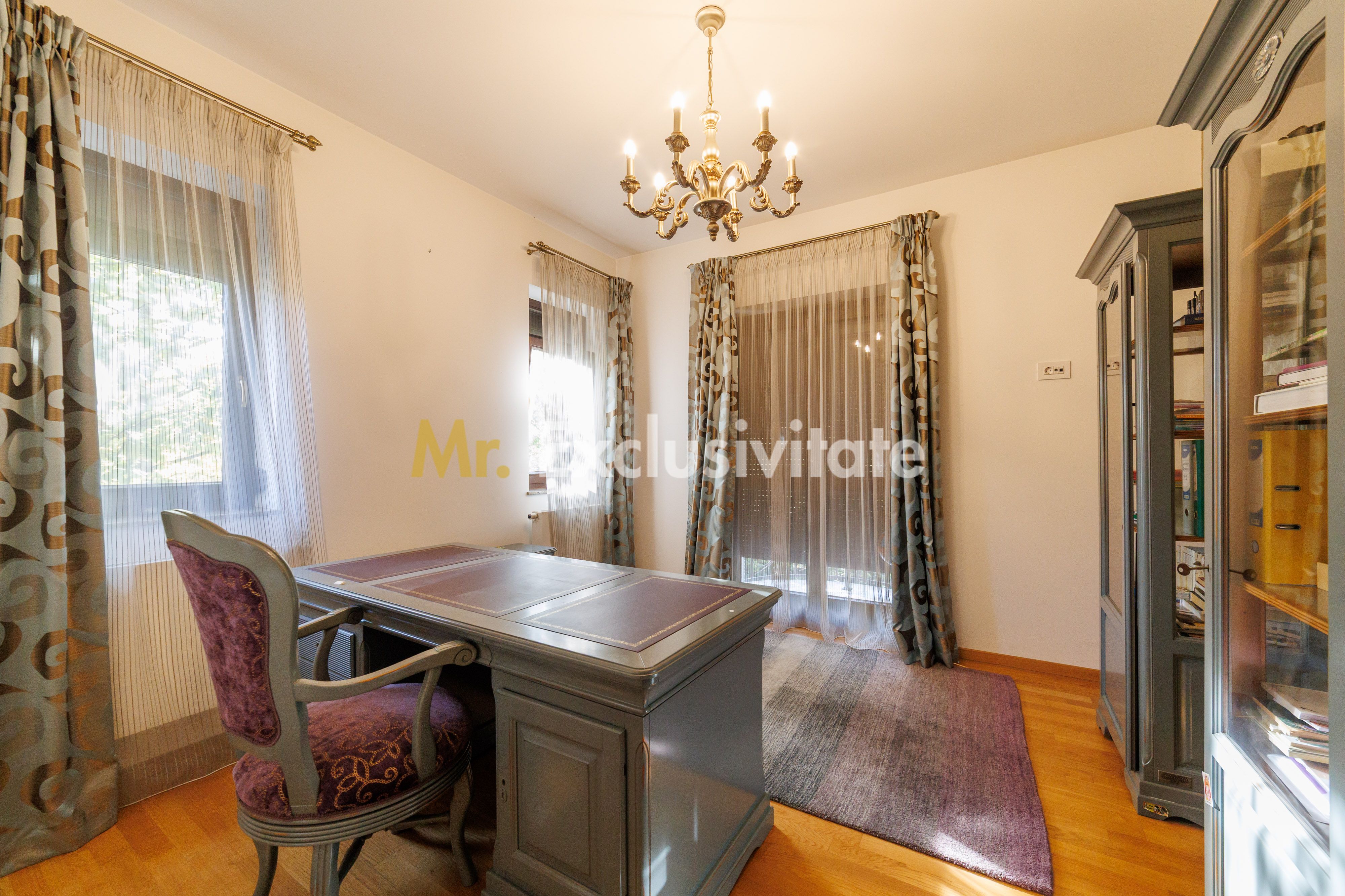 Casă exclusivistă în Pitești - Comision 0 — fotografia 6